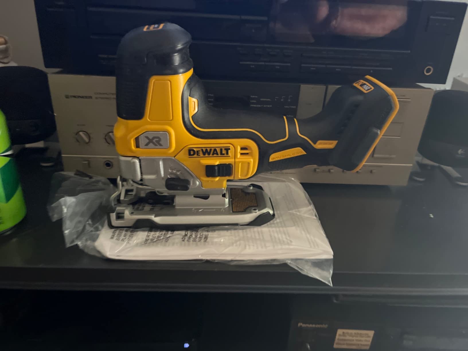 DEWALT 20V MAX Jig Saw, Cordless, Barrel Grip, 3,200 Blade Speed, Bare Tool Only (DCS335B) customer photo 1