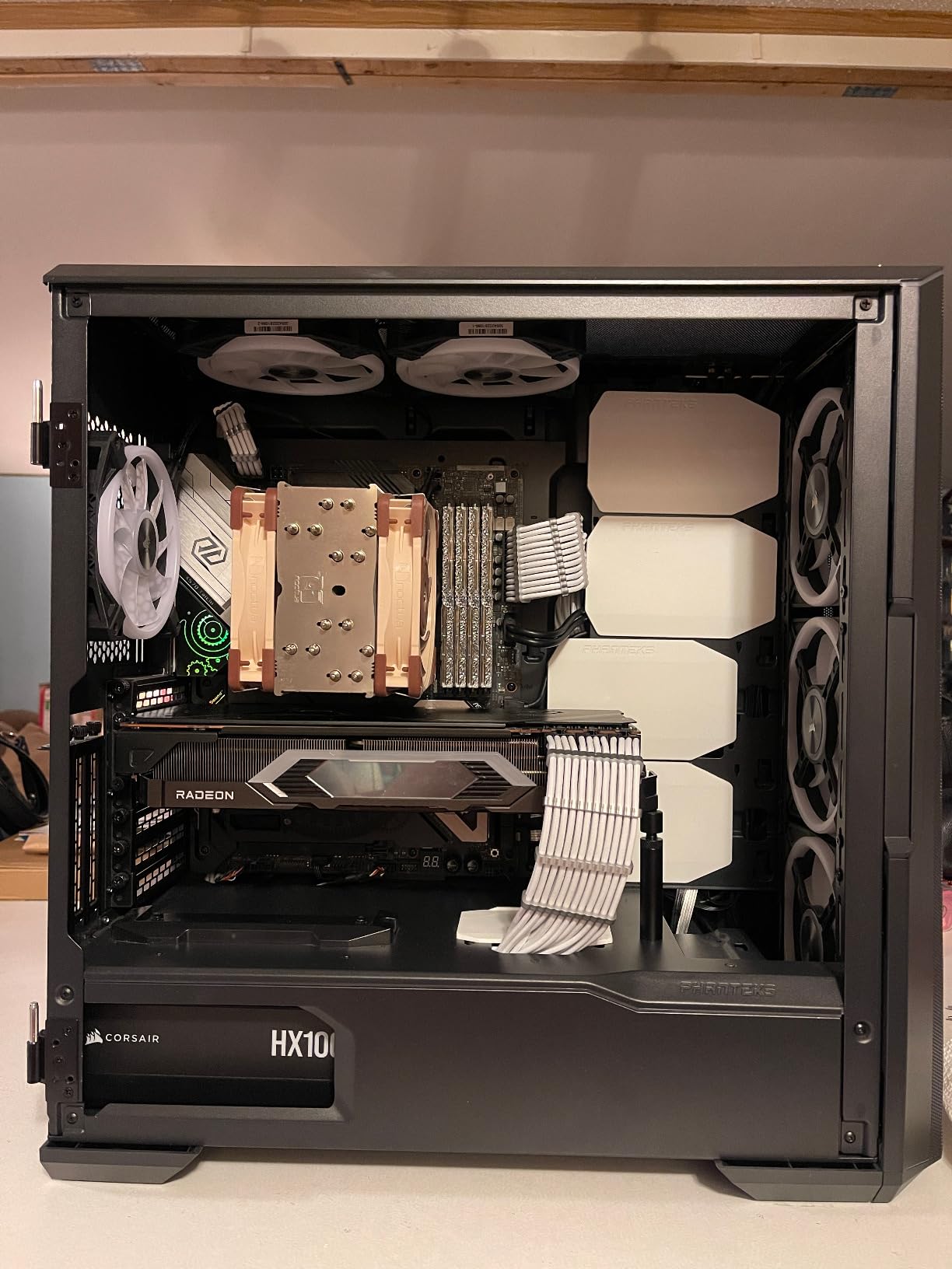 Corsair Premium Individually Sleeved Type 4 Gen 4 PSU Cables Pro Kit - Black customer photo 2