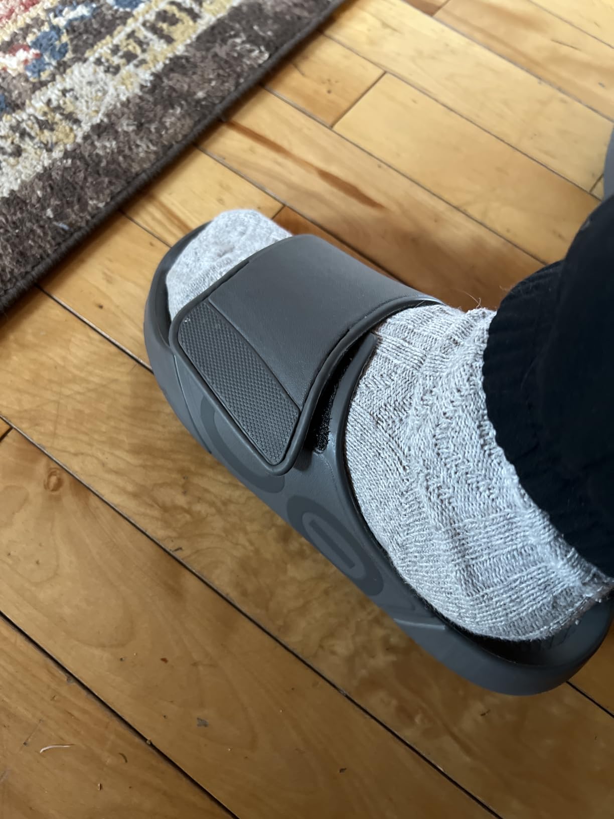 OOFOS OOahh Sport Flex Recovery Sandal customer photo 2