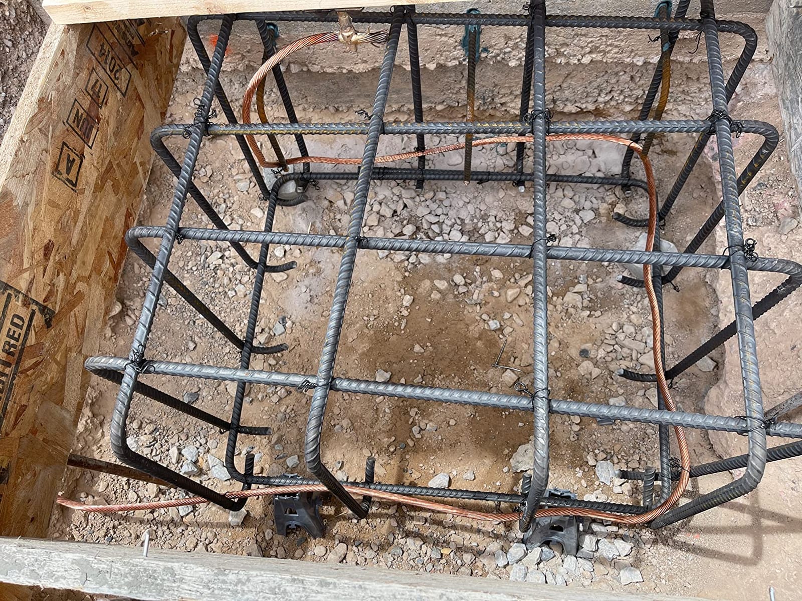 Metabo HPT Portable Rebar Bender and Cutter, 8-Amp Motor, Grade 60 Rebar, VB16Y customer photo 1