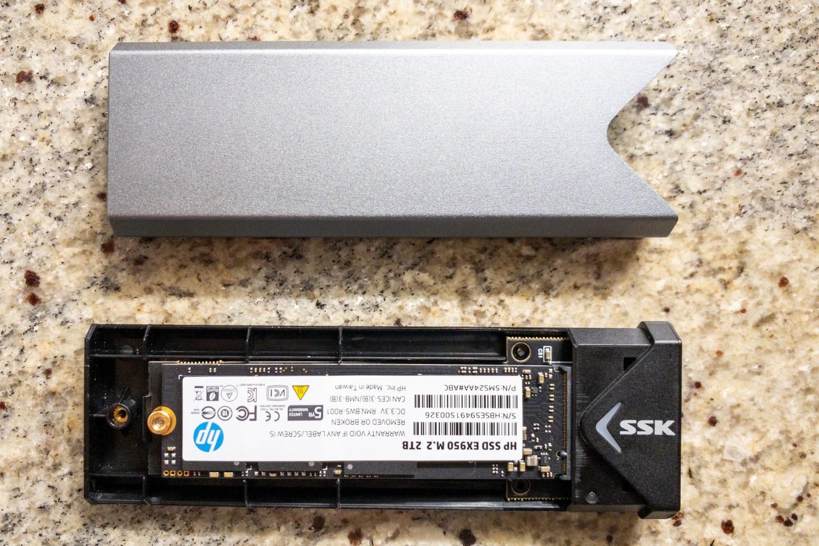 SSK M.2 to USB NVMe SATA SSD Enclosure USB 3.2 Gen2 10Gbps Adapter Reader | For NVMe/SATA SSD, M/B+M Key, RTL9210B Chip, 10Gbps PCIe, 6Gbps NGFF, UASP, SMART & TRIM, 2240/2260/2280, LED, Aluminum customer photo 1