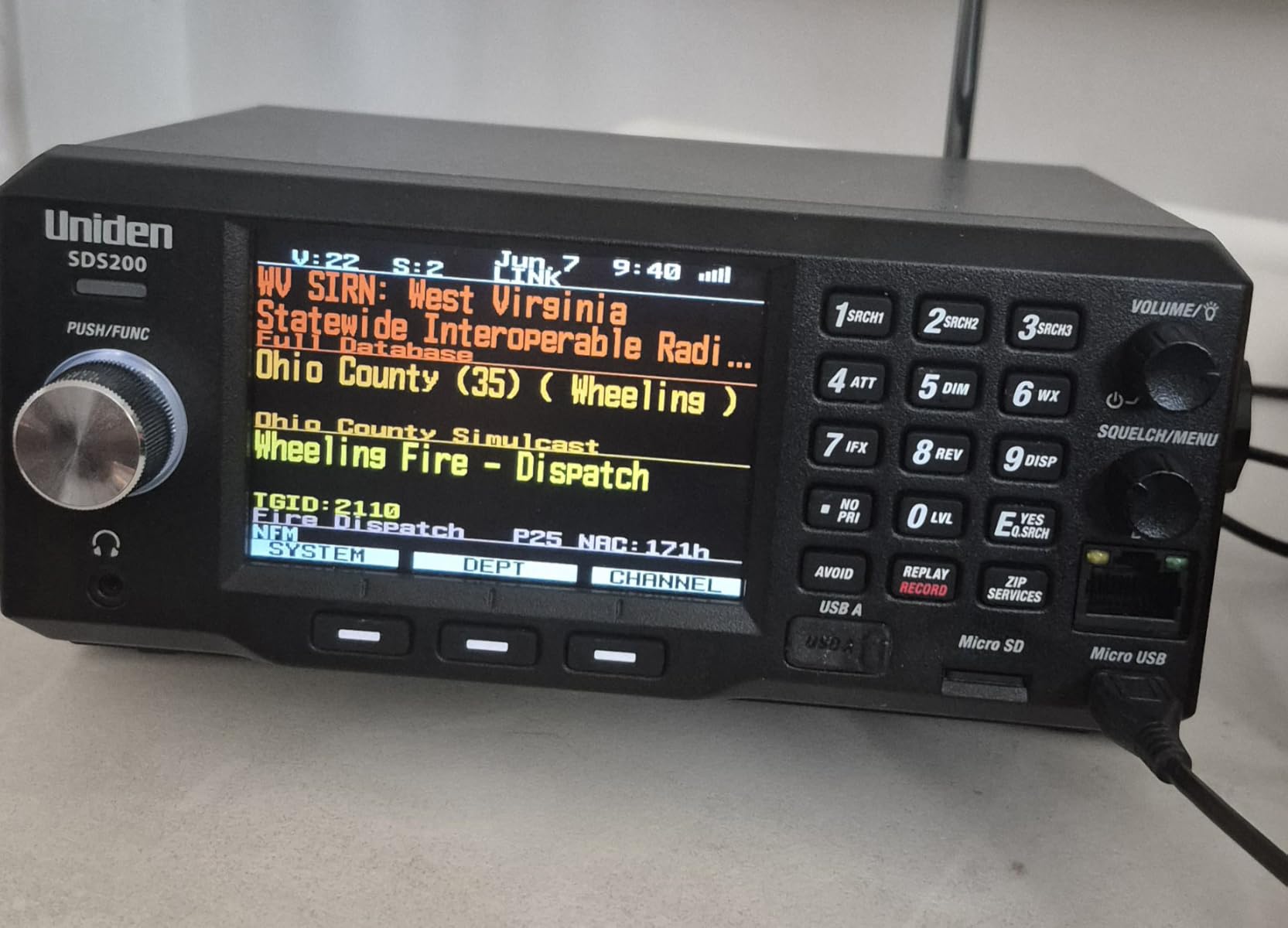 Uniden SDS200 True I/Q TrunkTracker X Base/Mobile Digital Scanner customer photo 1