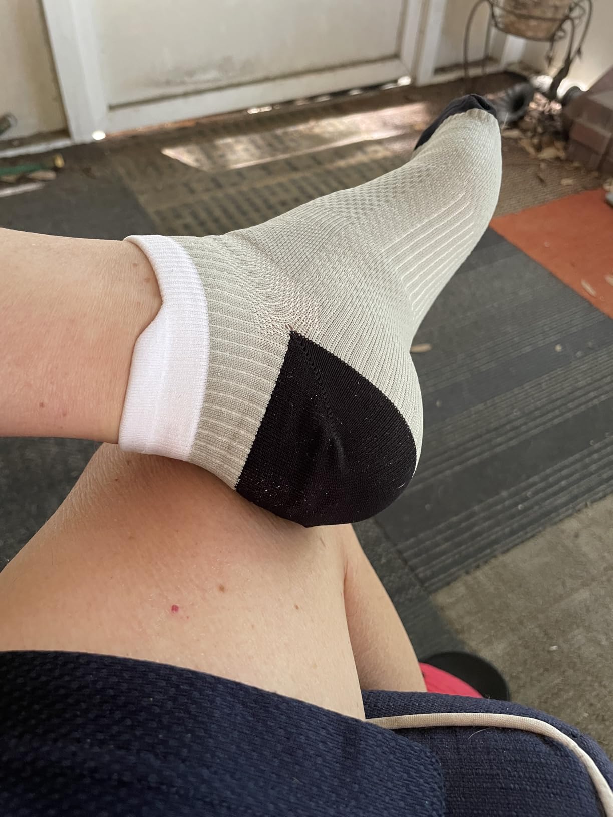 Compression Socks for Men Women Ankle Running Socks for Plantar Fasciitis | Low Cut Athletic Ankle Socks with Ankle & Arch Support for Running, Cycling, Golf, Work, Plantar Fasciitis Relief customer photo 2