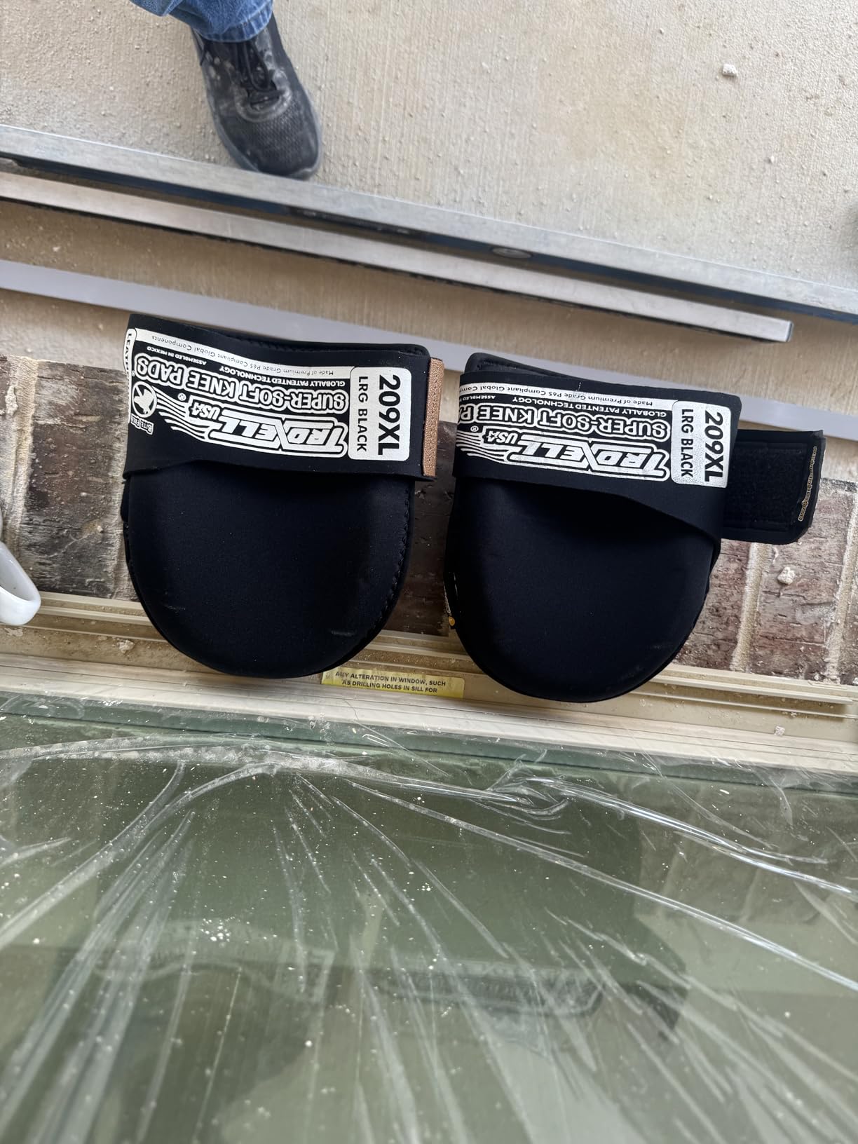 TROXELL USA - SuperSoft LeatherHead Kneepads (Large Size/Bagged in Pairs) customer photo 1