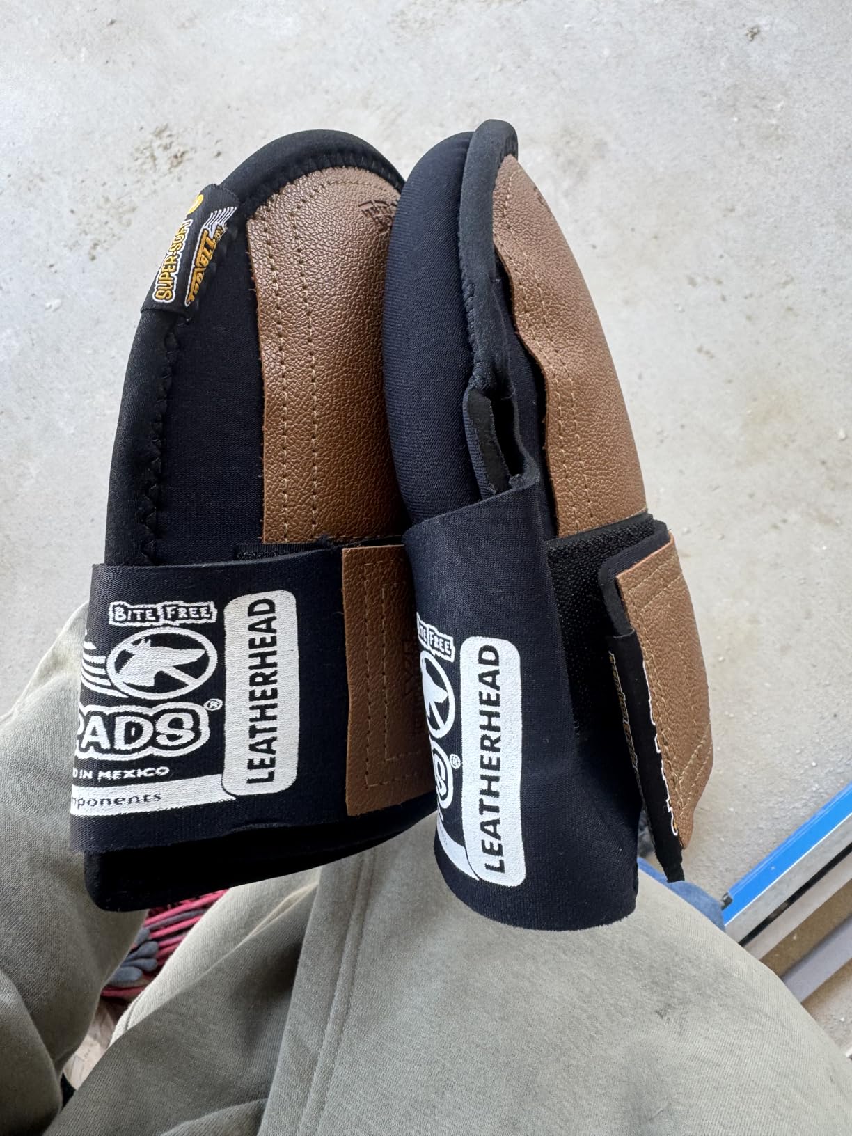 TROXELL USA - SuperSoft LeatherHead Kneepads (Large Size/Bagged in Pairs) customer photo 2