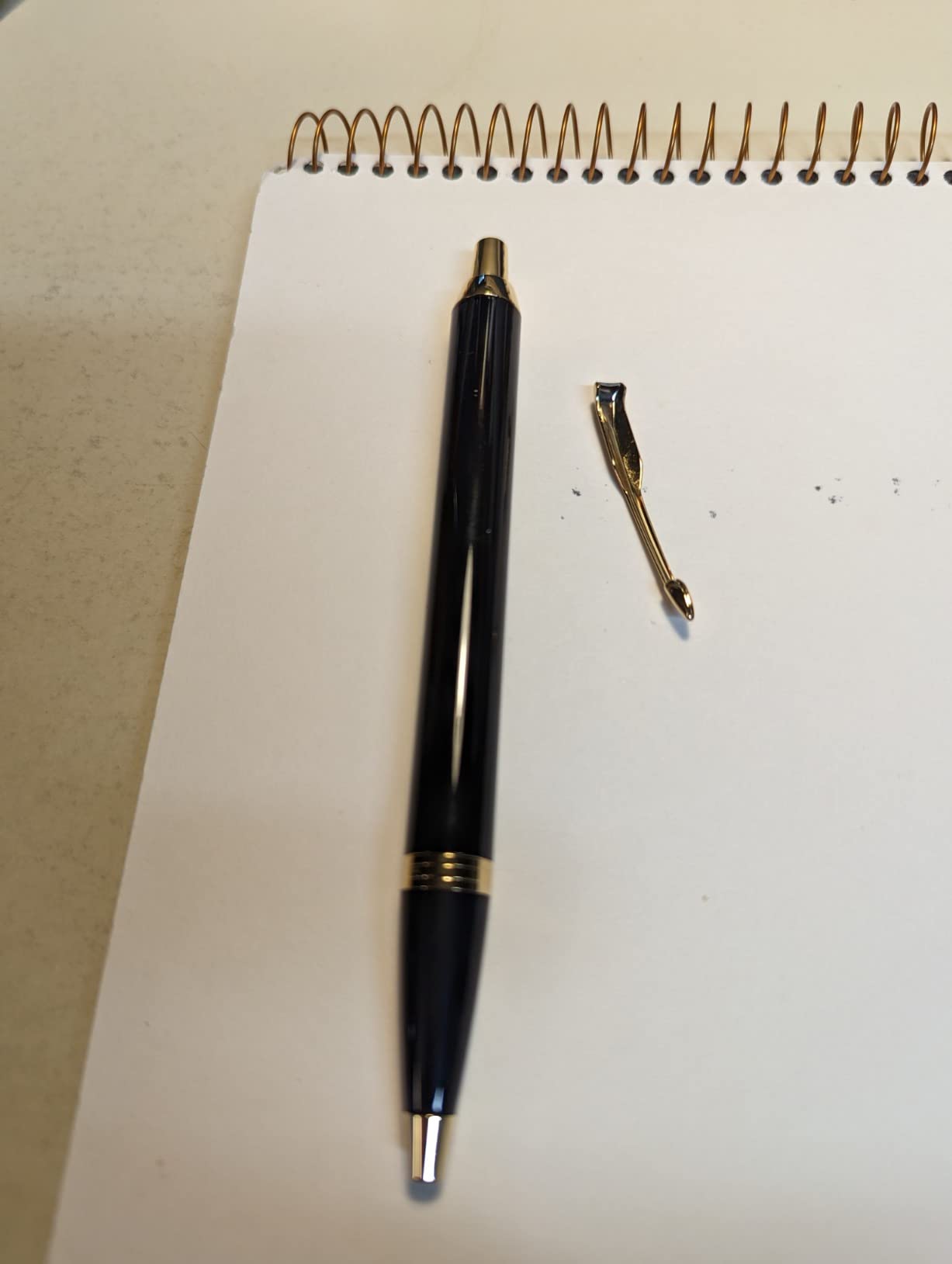 Parker IM Duo Gift Set with Ballpoint Pen & Fountain Pen, Gloss Black with Gold Trim, Blue Ink Refill & Cartridge, Gift Box customer photo 1