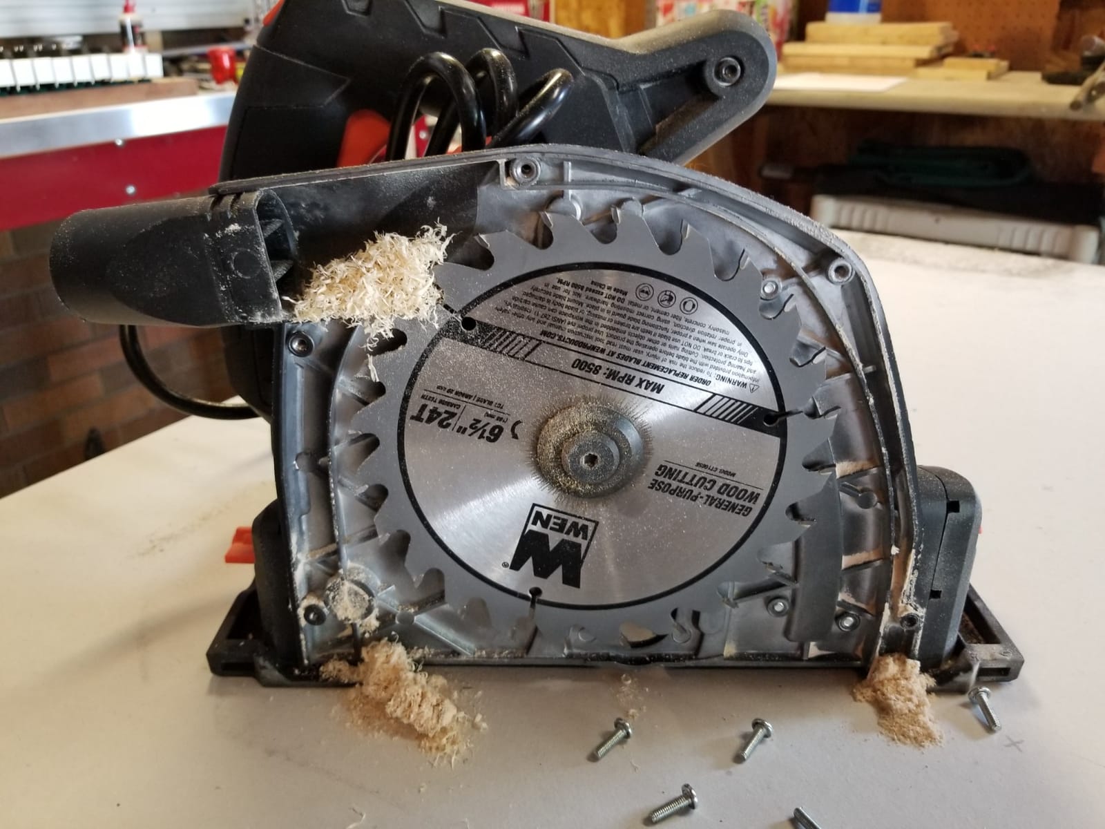 WEN CT1065 10-Amp 6.5-Inch Plunge Cut Sidewinder Circular Track Saw customer photo 1