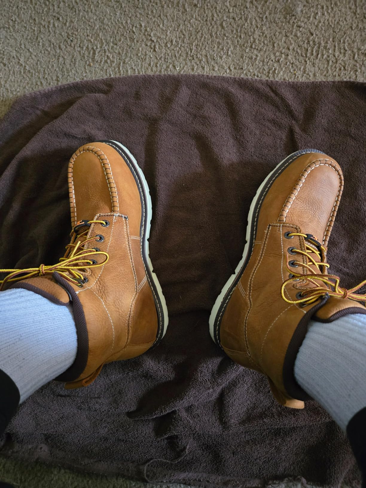 Wolverine I-90 DuraShocks Moc-Toe CarbonMax 6