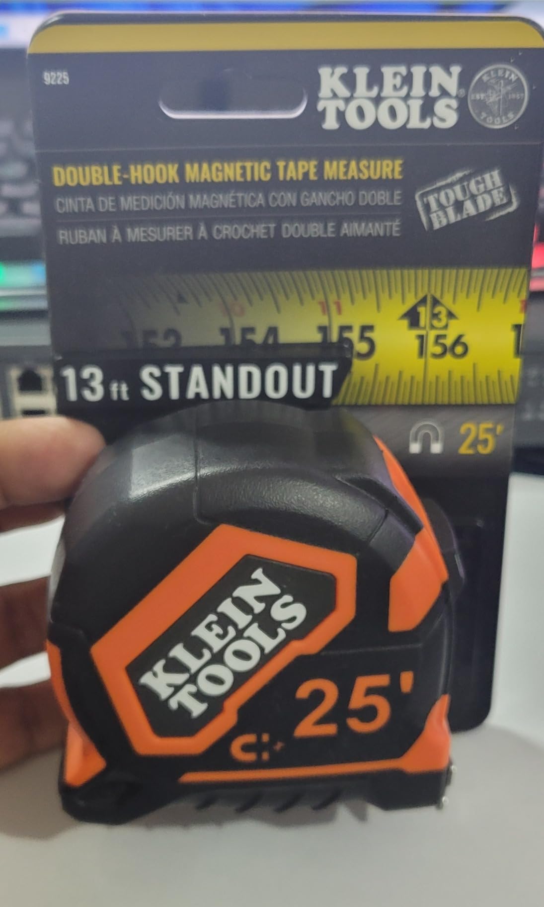 Klein Tools 9225 Tape Measure, Heavy-Duty Measuring Tape with 25-Foot Double-Hook Double-Sided Nylon Reinforced Blade, with Metal Belt Clip customer photo 1