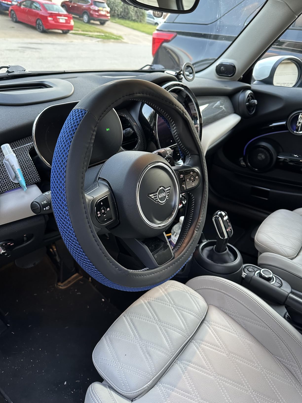 KAFEEK Steering Wheel Cover, Cooling Ice Silk Leather, 15 Inch, Black | Breathable Mesh, Anti-Slip Car Grip, Heat Resistant for Summer, Sweat Proof Comfort customer photo 2