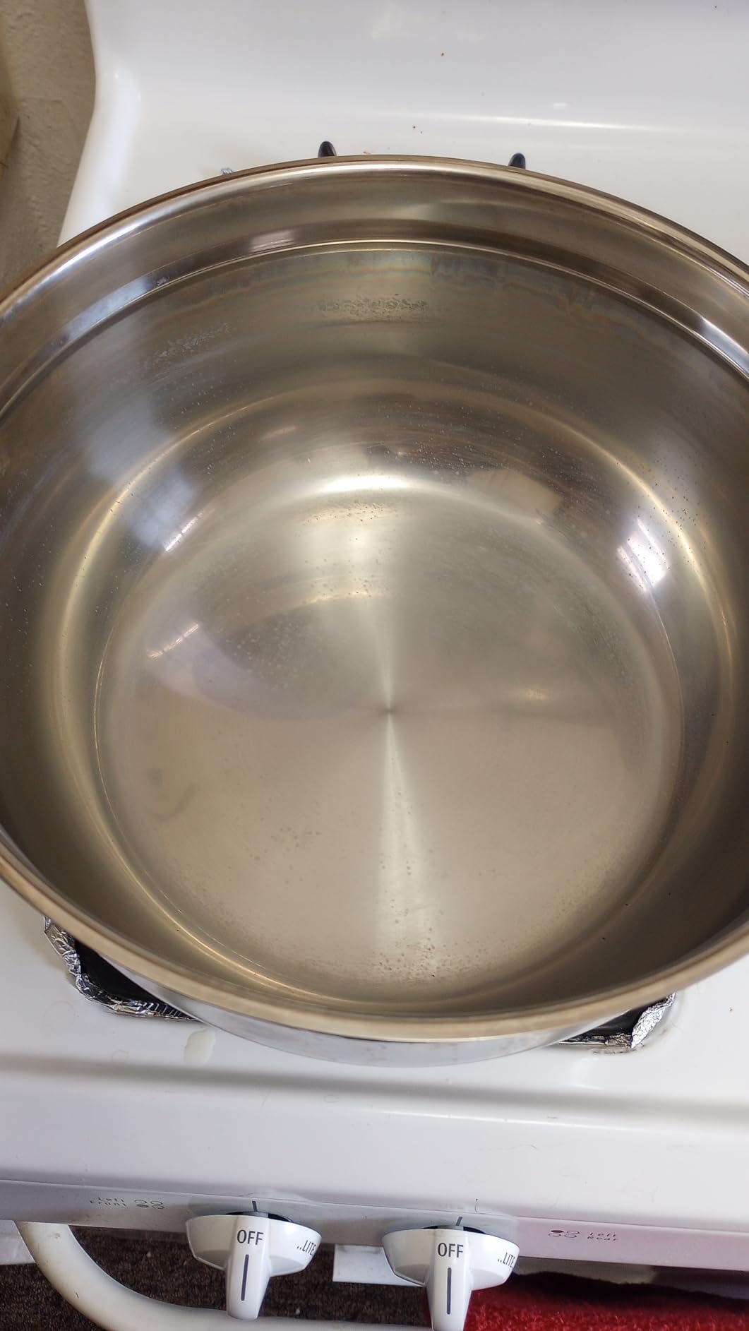 Kitchen Crop Little Creek Stainless Steel Water Distiller, 2 Gallon Capacity, Works on all Stovetops customer photo 2