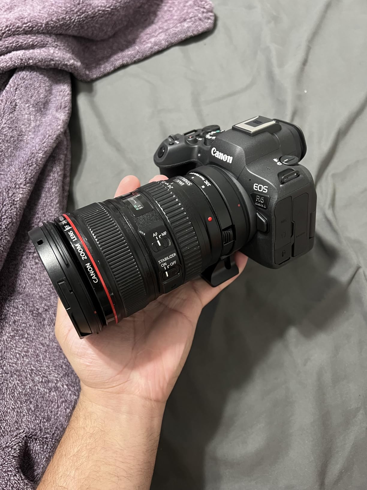 EF-EOS R Auto Focus Lens Mount Adapter for Canon EF/EF-S to RF R50 Adapter | EF to RF Mount for R1, R100, R8, R50V, R5, R6 III II V, R10, R7, R3, R5C, RP with Tripod Foot, RF Lens Rear Cap, and EF Mount Camera Body Cap customer photo 1