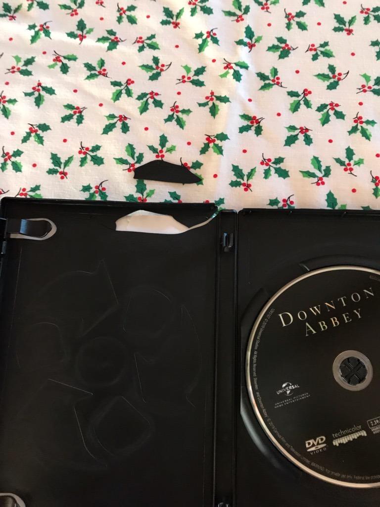 Downton Abbey (Blu-ray + DVD) customer photo 2
