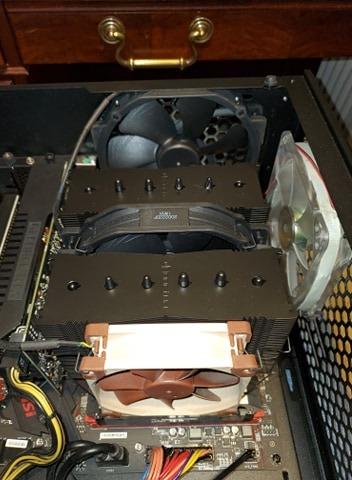Noctua NH-D15 chromax.Black, Quiet High-Performance Dual Tower CPU Cooler customer photo 1
