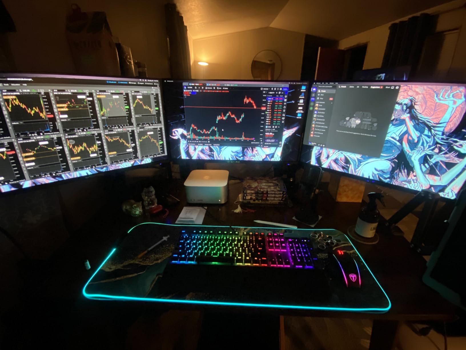 SteelSeries USB Apex 5 Hybrid Mechanical Gaming Keyboard - Per-Key RGB Illumination - Aircraft Grade Aluminum Alloy Frame - OLED Smart Display (Hybrid Blue Switch) customer photo 1