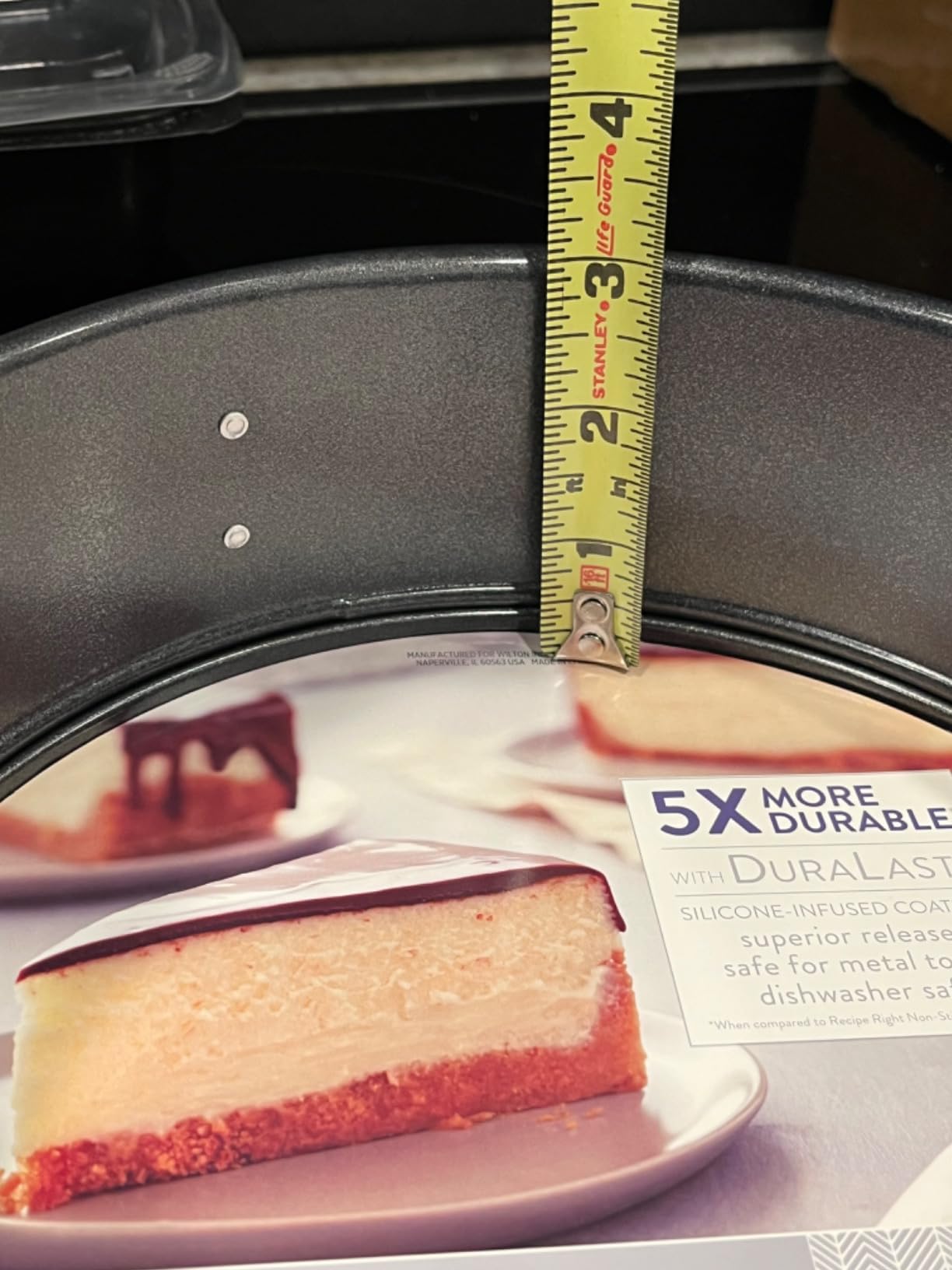 Wilton Platinum Non-Stick Springform Pan, Made Without PFAS, 9 in customer photo 2