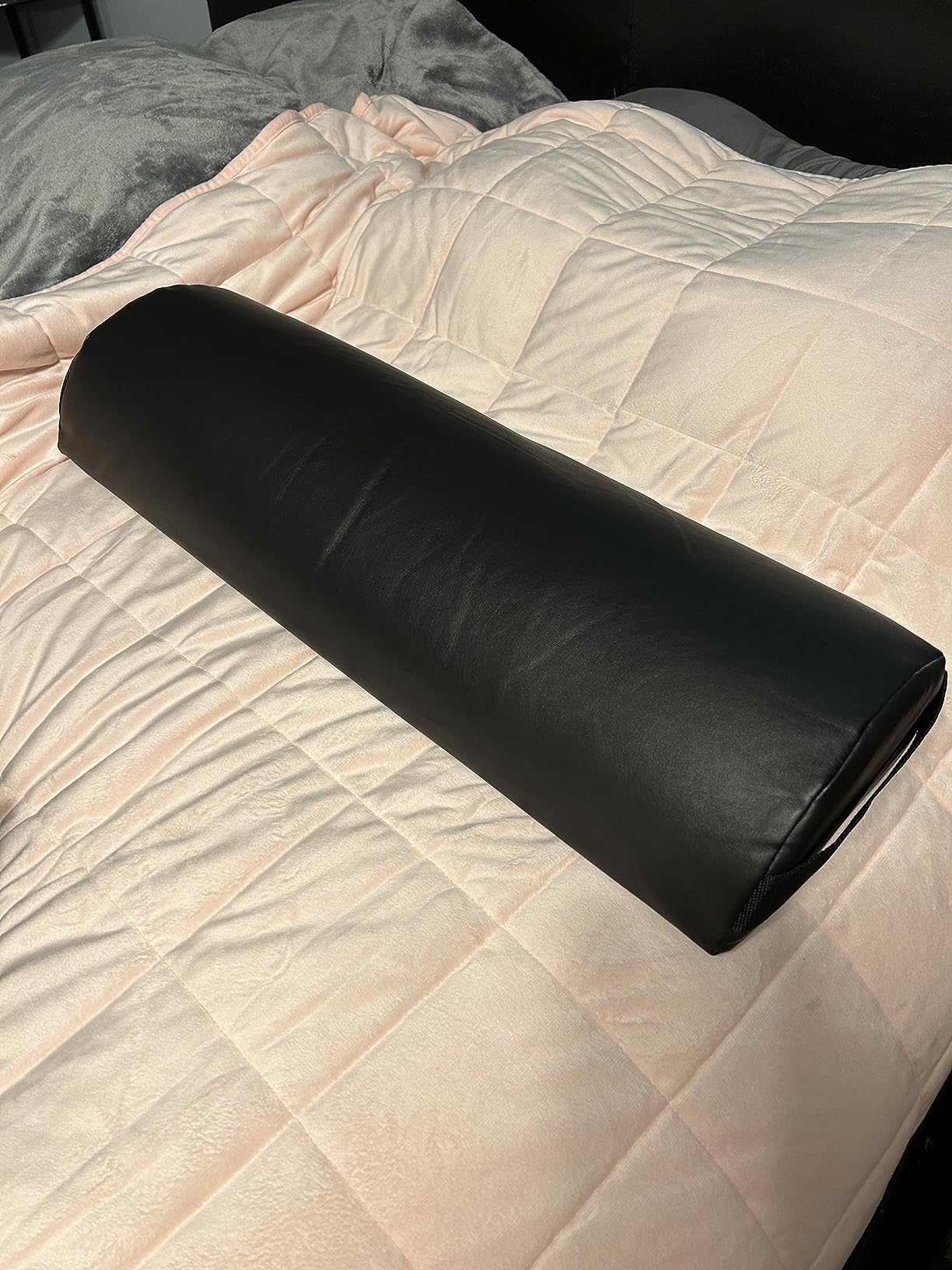 Saloniture Jumbo Half Round Massage Table Bolster Under-Knee Pillow Pad - 26 x 9 x 4.5 Inch - Black customer photo 1