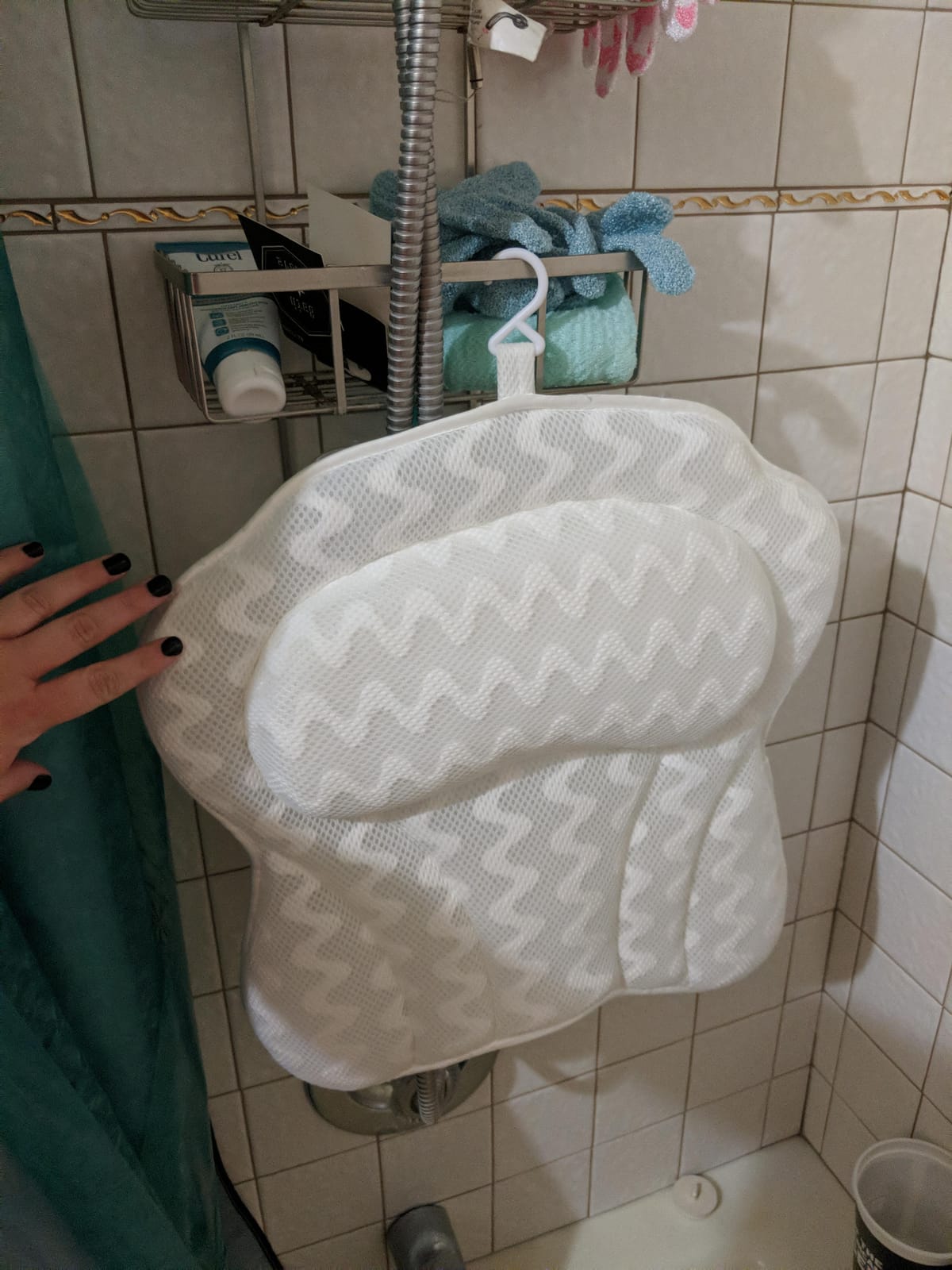 Bath Pillow for Tub, Luxury Spa Bathtub Head & Neck Cushion, Large Mesh | Breathable 3D mesh with strong suction cups provides ergonomic head, neck, shoulder & body support for a relaxing spa soak customer photo 1