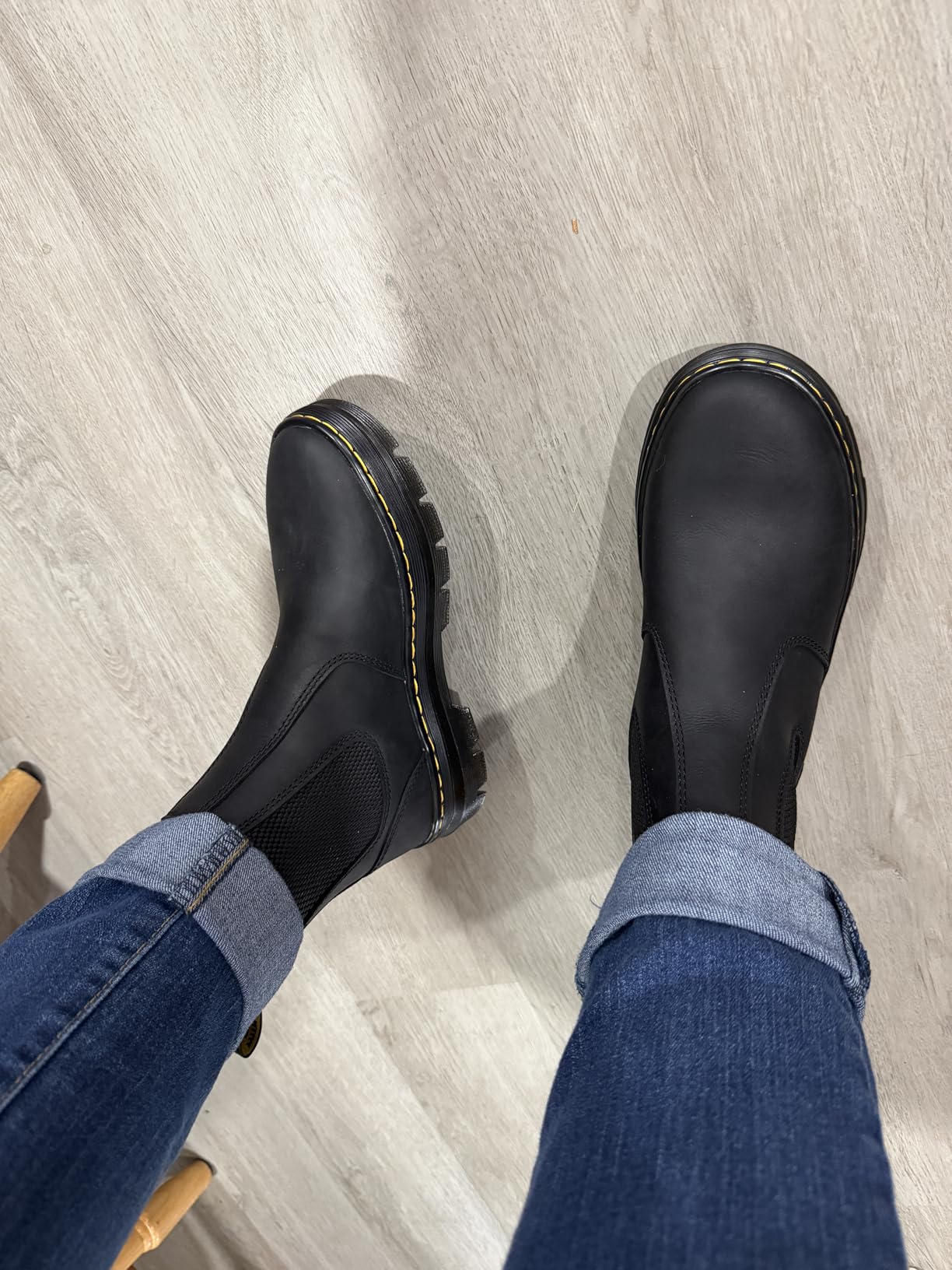 Dr. Martens Unisex Embury Leather Chelsea Boot customer photo 2