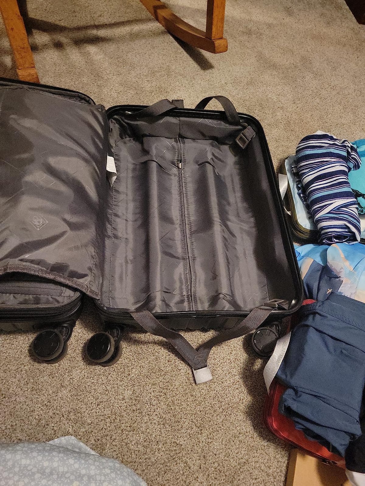 Grace Carry on Luggage, 20 Inch Expandable Hard Shell Suitcase with Wheels customer photo 2