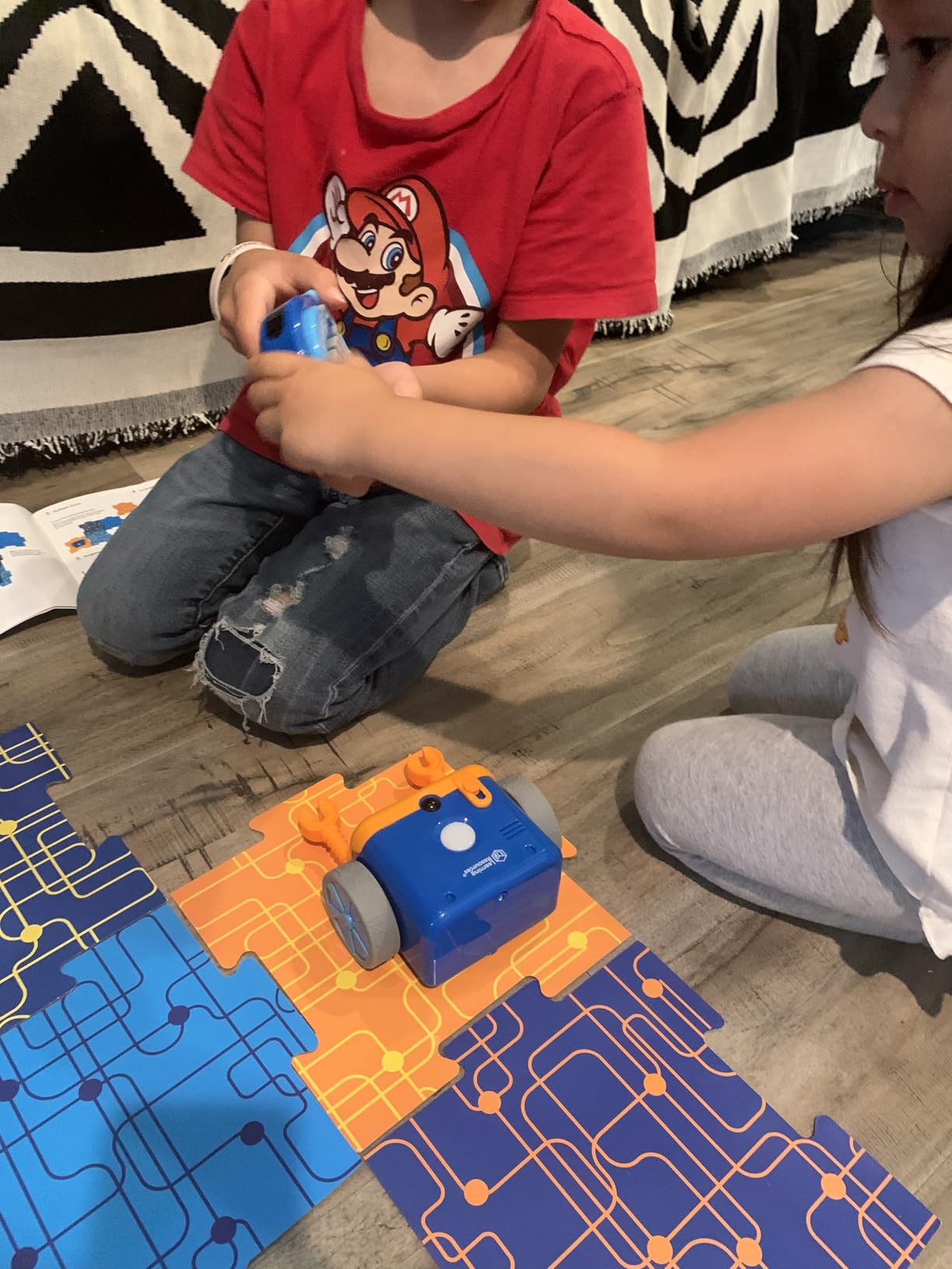 Learning Resources Botley 2.0 The Coding Robot Activity Set | STEM Toy, Robots for Kids, Early Programming Robot Kit, Screen Free Coding for Kids 5-7, Elementary and Homeschool Essentials customer photo 1