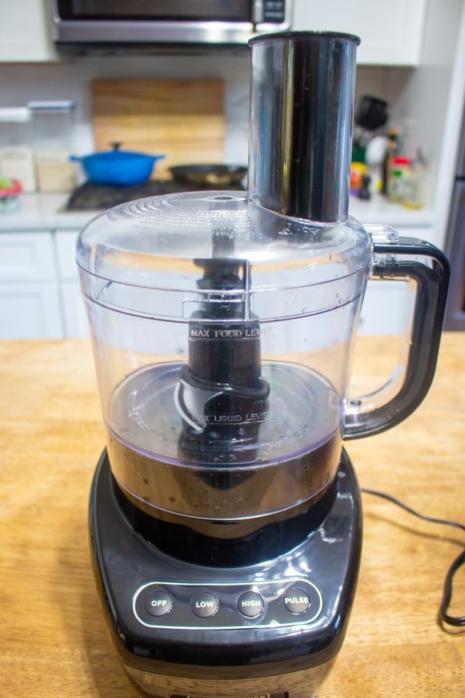 BLACK+DECKER 8-Cup Food Processor, Easy Assembly, Stainless Steel S-Blade, Shred, Slice, Chop, Puree, 450W Motor customer photo 2