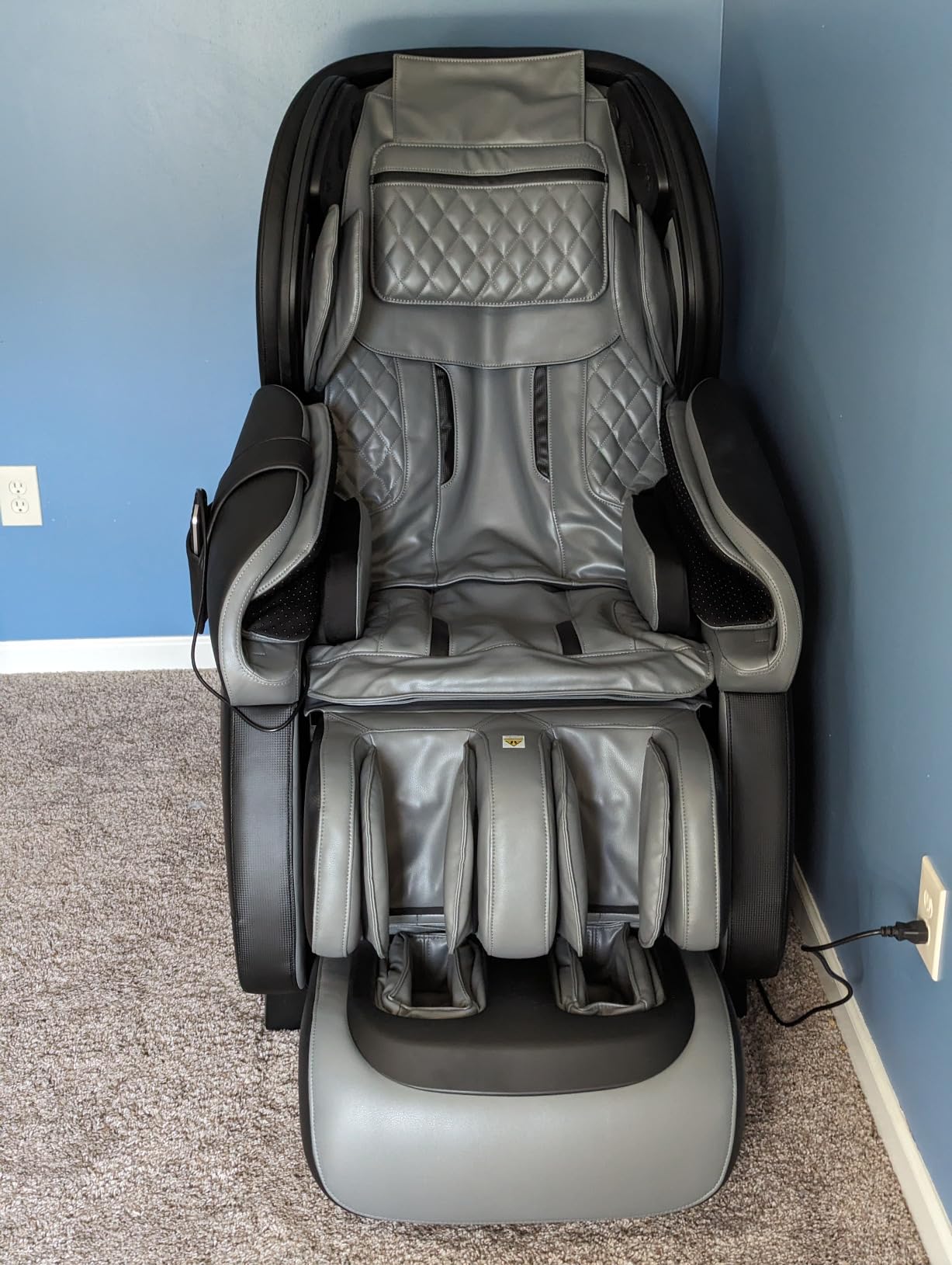 Pro OS-4D Paragon | Black | Massage Chair | Multi-Angle L-Track 4D Massage | Zero Gravity | Space Saving | Heating Foot Roller | Voice Recognition | High Intensity Fullbody Airbag customer photo 2