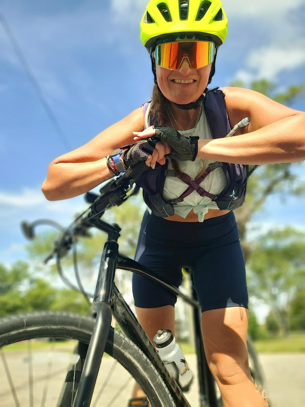 Tanluhu Cycling Gloves - Mountain Bike Half Finger Road Riding Gloves, Breathable, Shock-Absorbing, for Men and Women customer photo 2