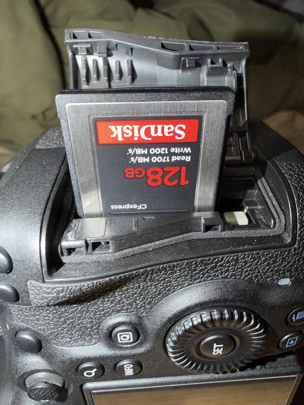 SANDISK 256GB Extreme PRO CFexpress Card Type B - SDCFE-256G-GN4NN customer photo 1
