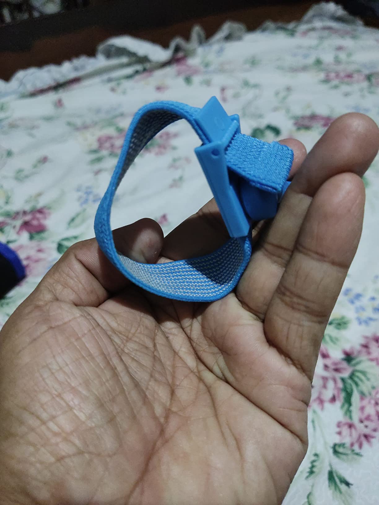 Antistatic Wrist Strap, Adjustable ESD Wristband Bracelet with Grounding Wire Alligator Clip - for Working on Sensitive Electronic Devices (1) customer photo 1