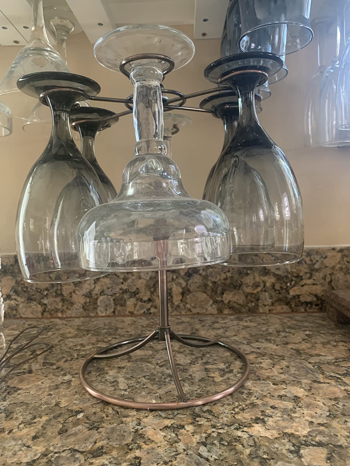 GeLive Bronze Wine Glass Holder Stand, Antiqued Countertop Freestanding Stemware Drying Rack, Artistic Tabletop Glass Display Hanger With 6 Hooks for Home and Bar Storage customer photo 2