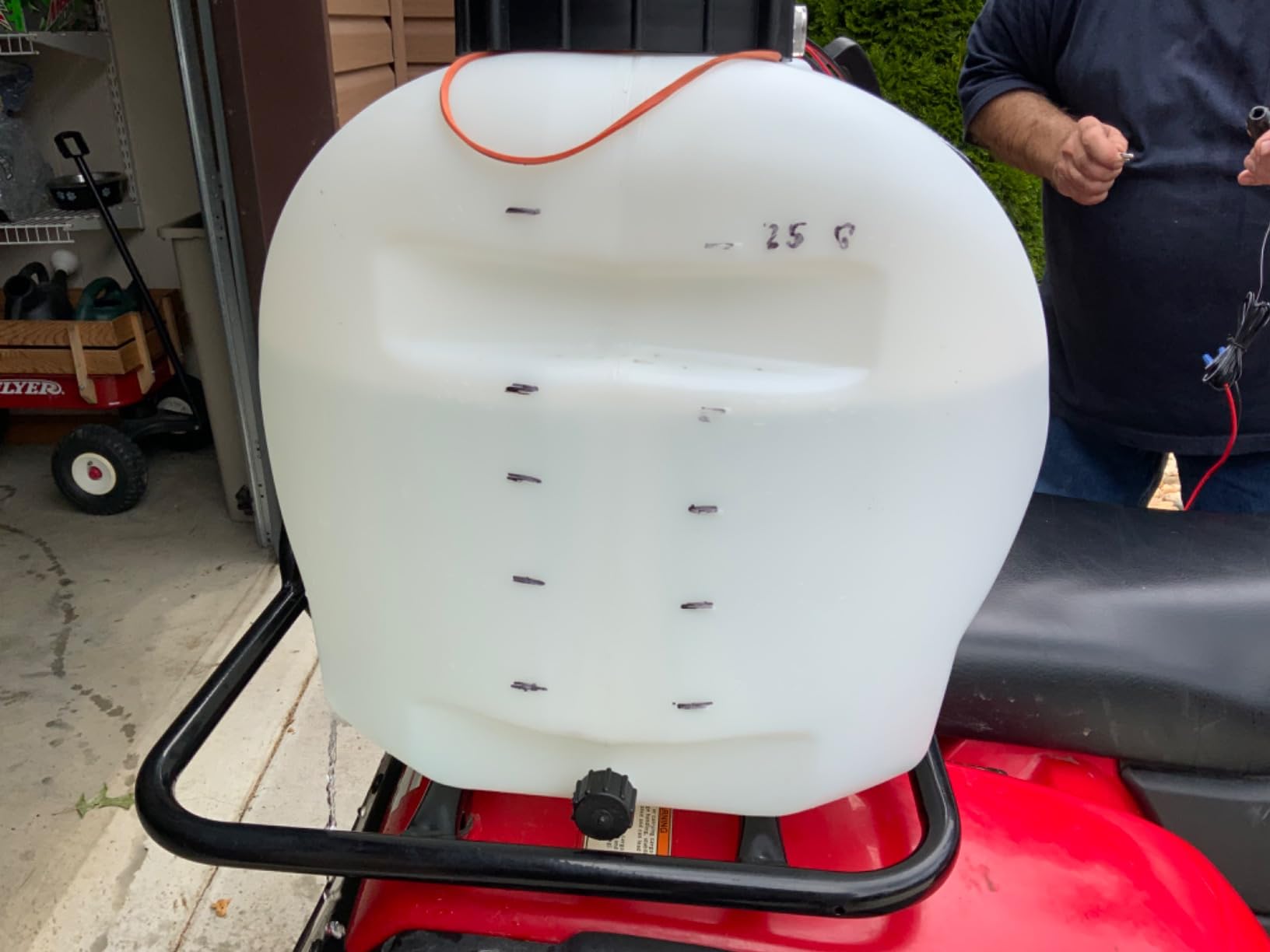 Master Mfg 25-Gallon Deluxe UTV & ATV Spot Sprayer - 2.2GPM, 70PSI Max customer photo 1