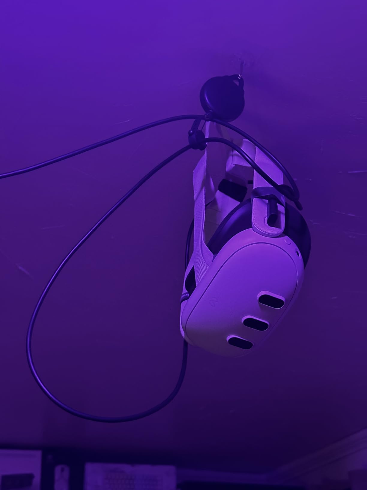 KIWI design VR Cable Management, 3 Packs VR Pulley System Compatible with Quest 3S/3/2/1/Pico/PSVR/PSVR2 customer photo 2