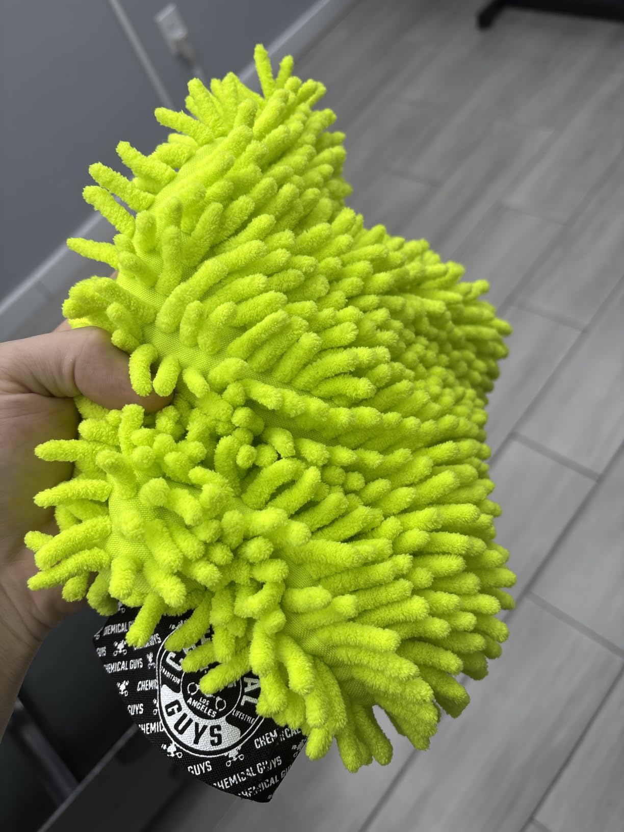 Chemical Guys, Chenille Microfiber Wash Mitt for Cars, Lime Green, Single customer photo 1
