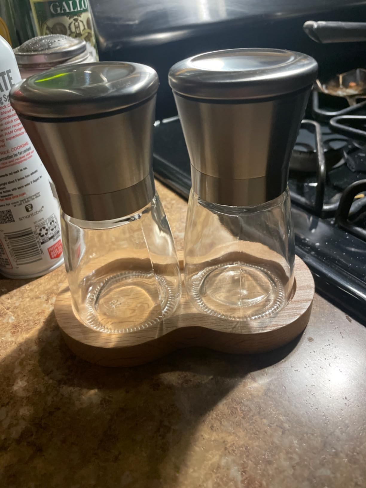 LessMo Salt and Pepper Grinder Set with Wooden Standing Tray, Refillable Pepper Mill Set - Brushed Stainless Steel - Short Glass Shakers with Adjustable Coarseness for Peppercorn, Salt or Spice Mills customer photo 2