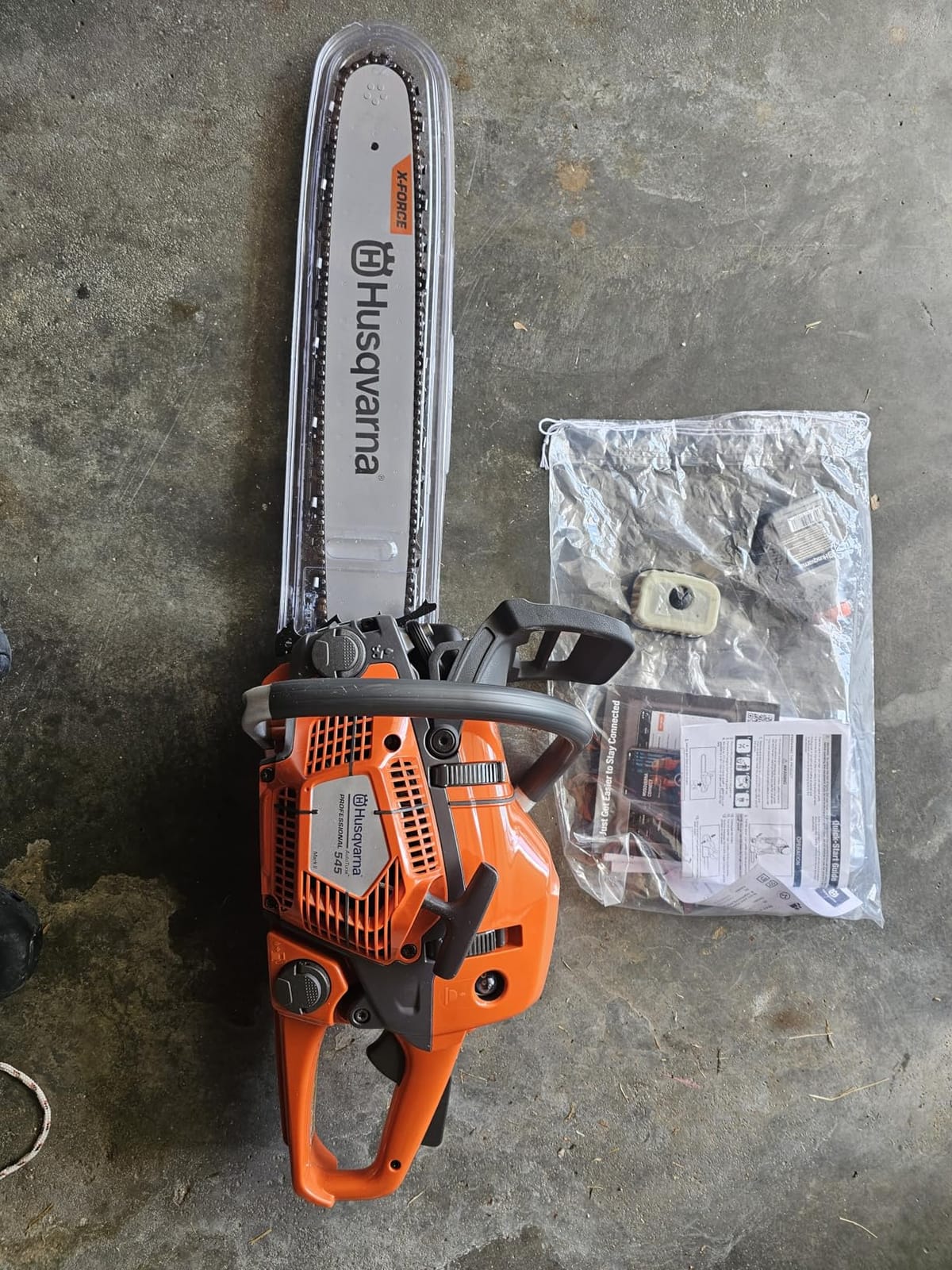 Husqvarna 967690628 545 Mark II Professional Gas Chainsaw, Tree Cutter customer photo 1