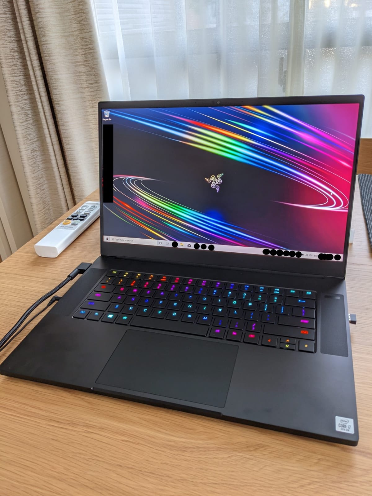 Razer Blade 15 Advanced Gaming Laptop 2020: Intel Core i7-10875H 8-Core, NVIDIA GeForce RTX 2070 Super Max-Q, 15.6