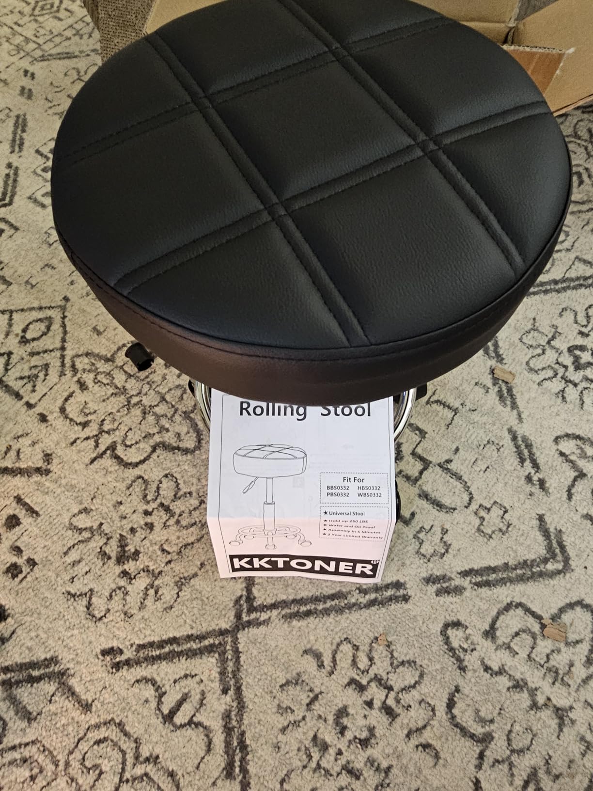 KKTONER Round Rolling Stool Chair PU Leather Height Adjustable Swivel Drafting Work SPA Shop Medical Salon Stools with Wheels Office Chair Small (Black) customer photo 2