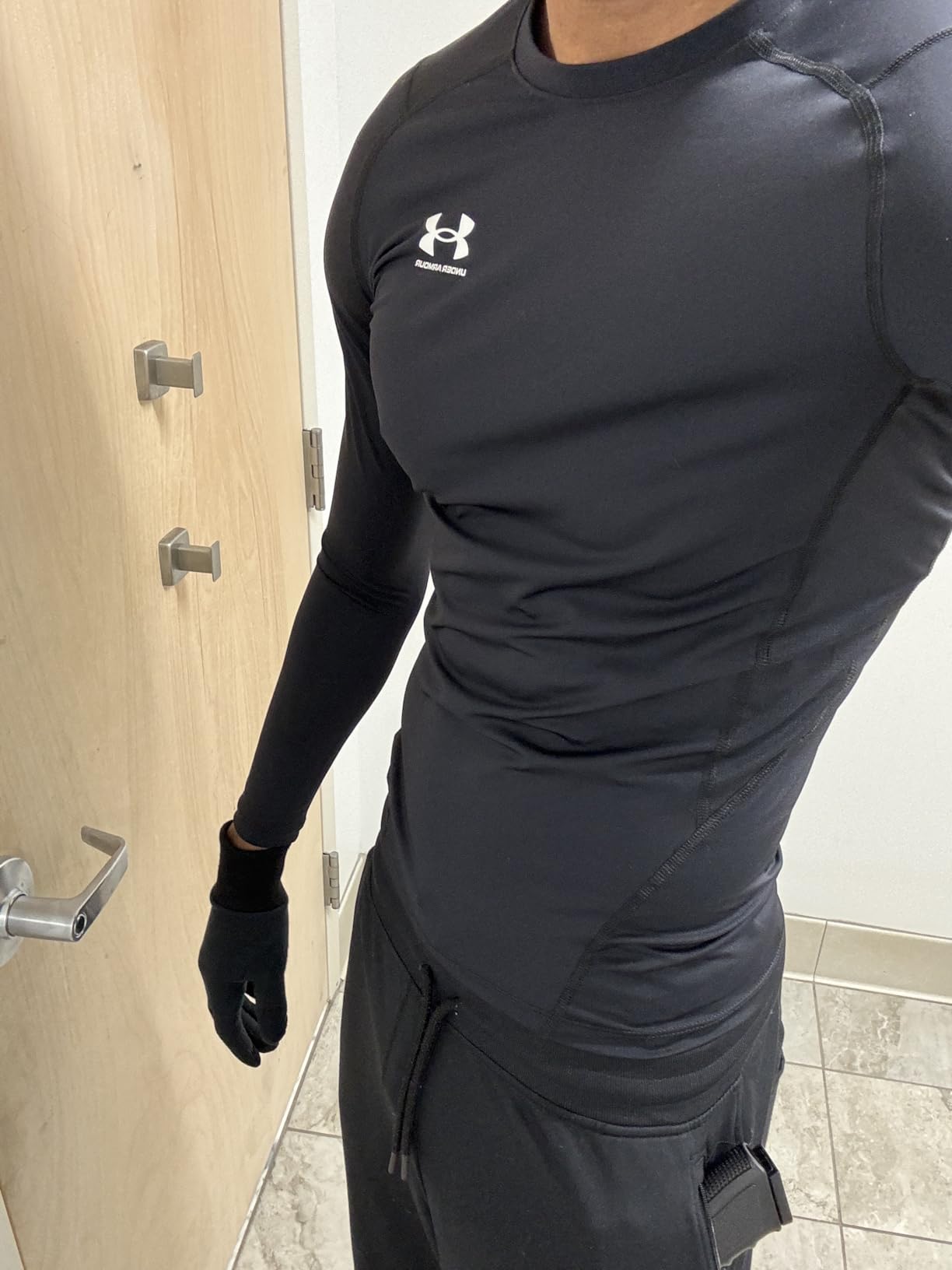 Men's HeatGear Compression Long-Sleeve T-Shirt customer photo 2