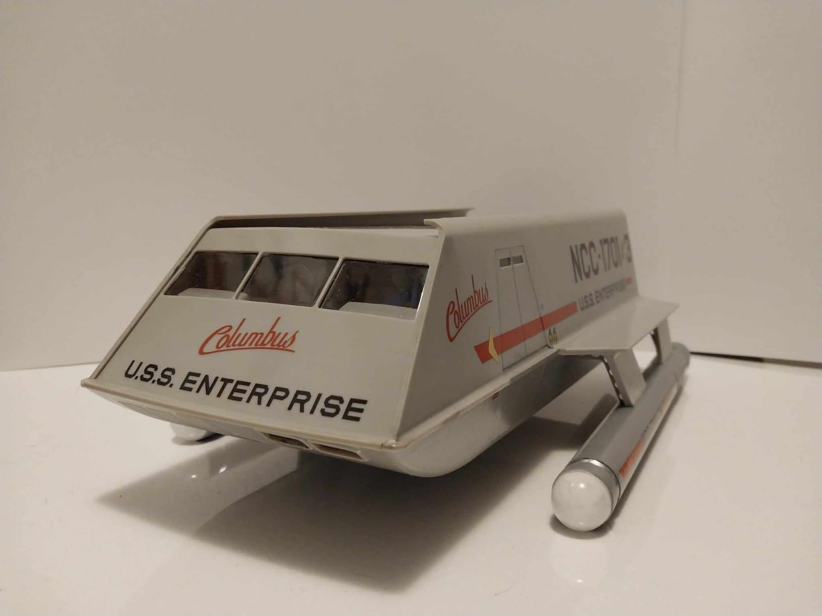 Polar Lights Galileo Shuttle 1:32 Scale Model Kit customer photo 1