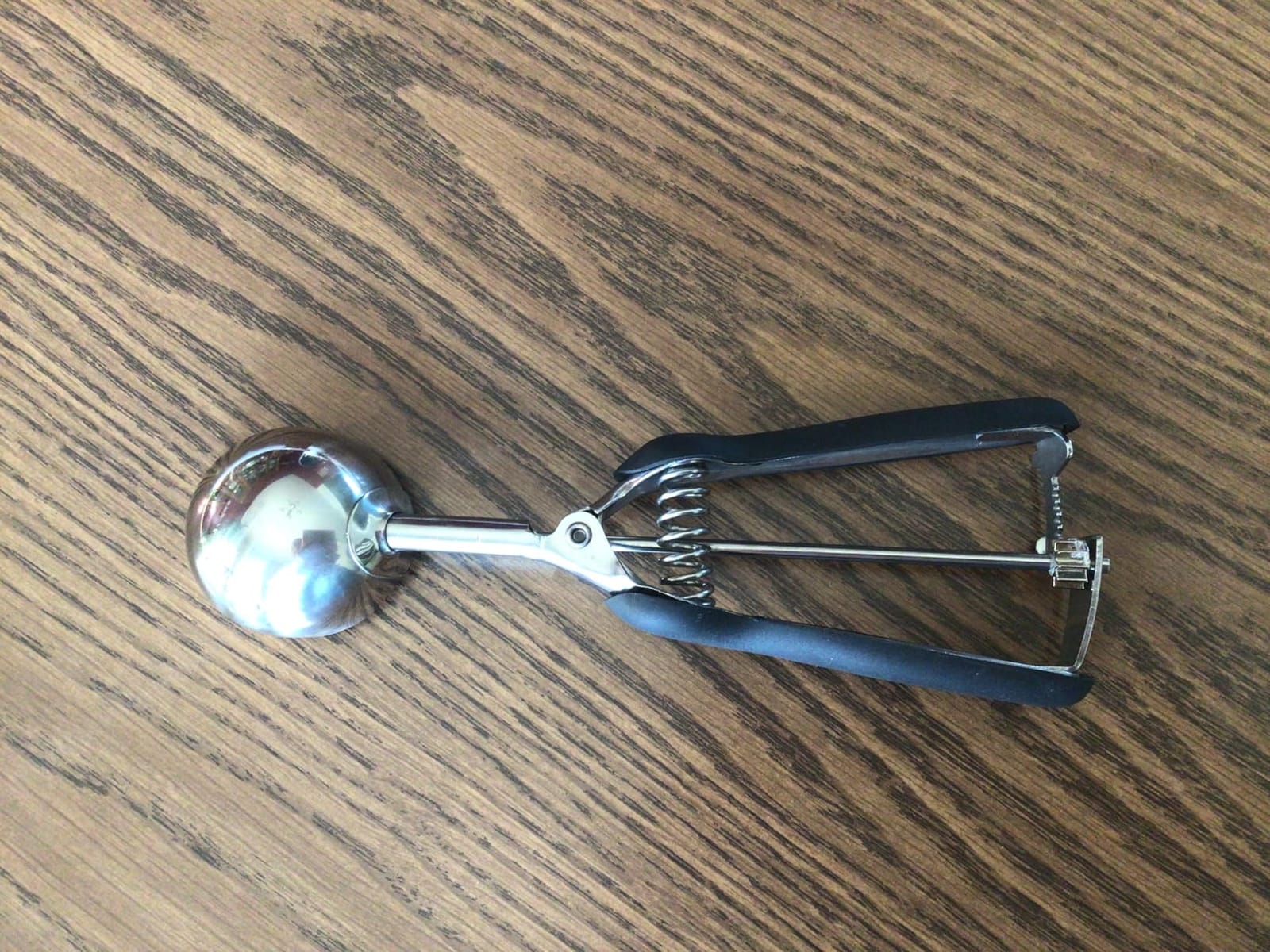 GORILLA GRIP 304 Stainless Steel Cookie Scoop, 2 TBSP Scooper, Black customer photo 1