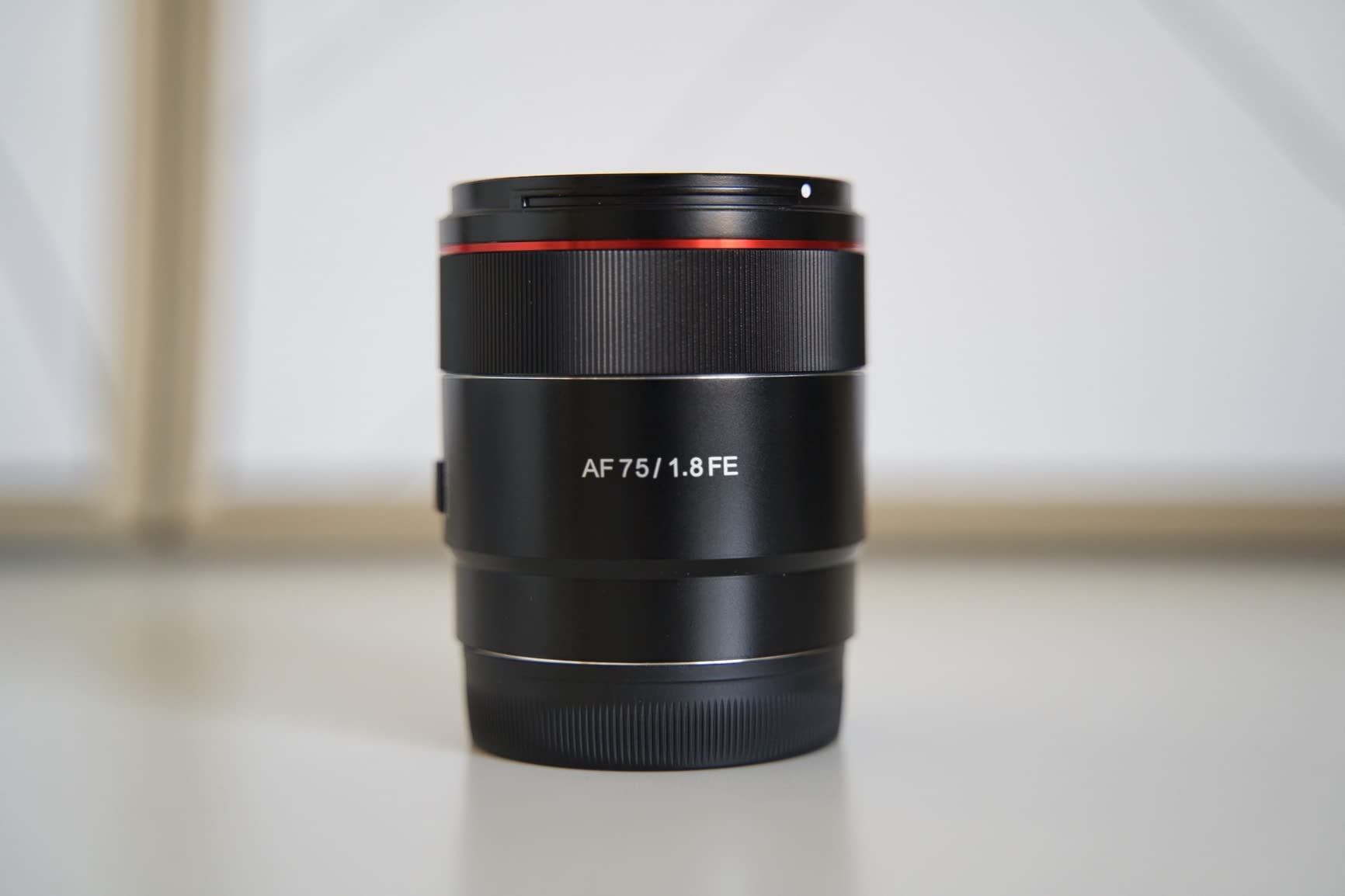 Samyang SYIO75AF AF 75mm F1.8 Auto Focus Telephoto Lens, Sony FE customer photo 1