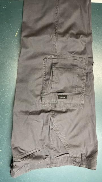 Wrangler Authentics Men's Relaxed Fit Stretch Cargo Pant customer photo 1