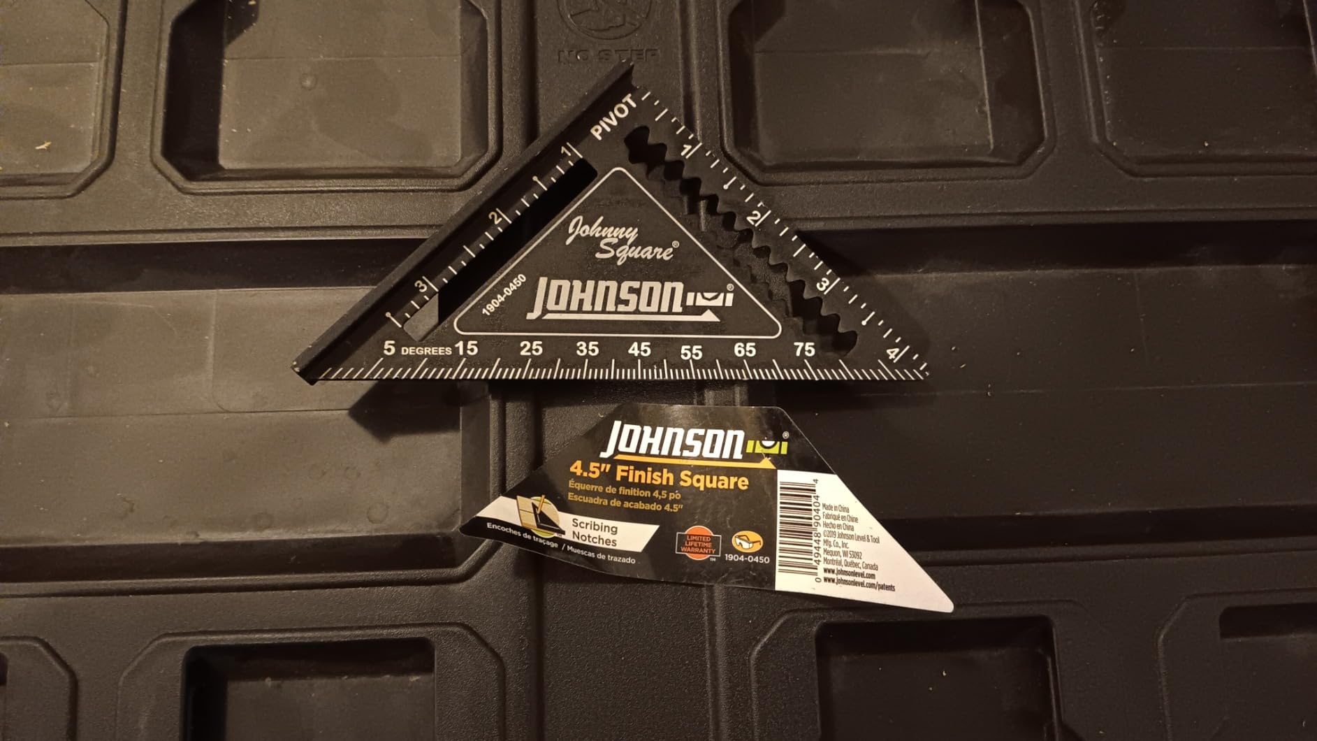 Johnson Level & Tool 1904-0450 Johnny Square Professional Easy-Read Finish Square, 4.5