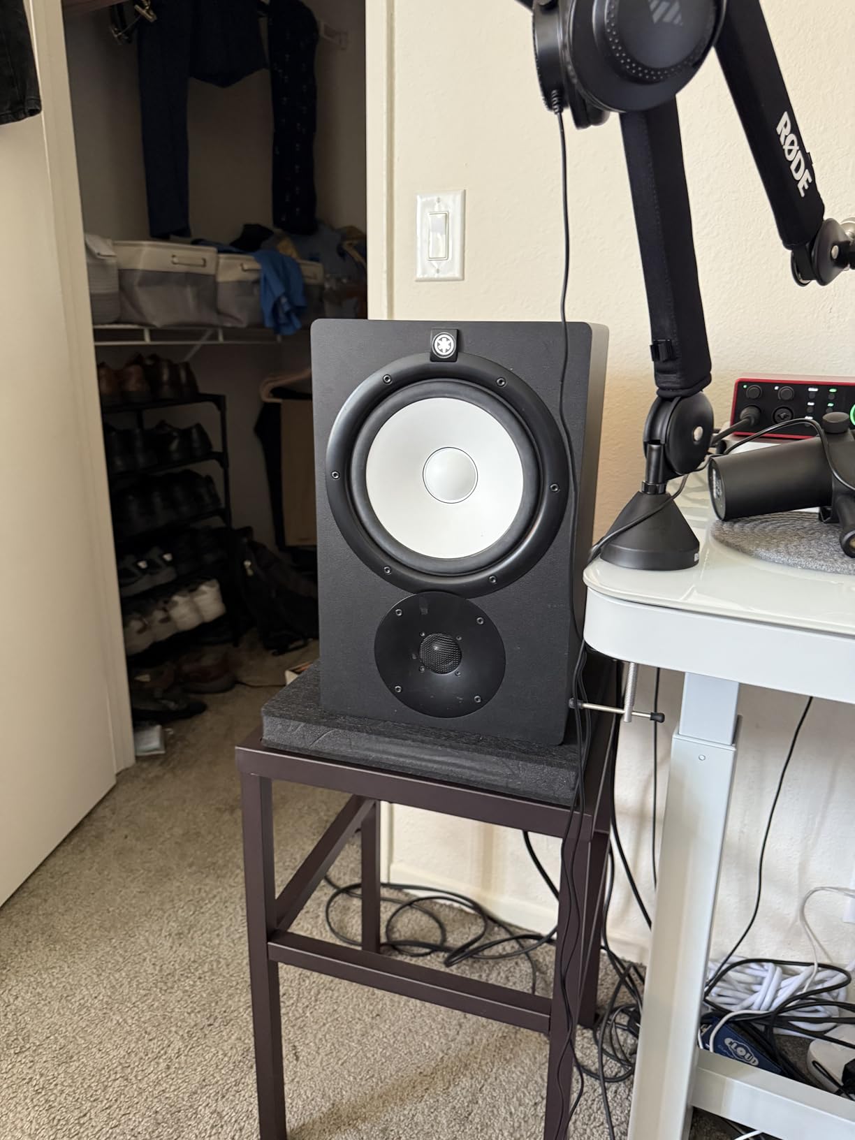 Yamaha HS8 8-Inch Powered Studio Monitor Pair - Black customer photo 1