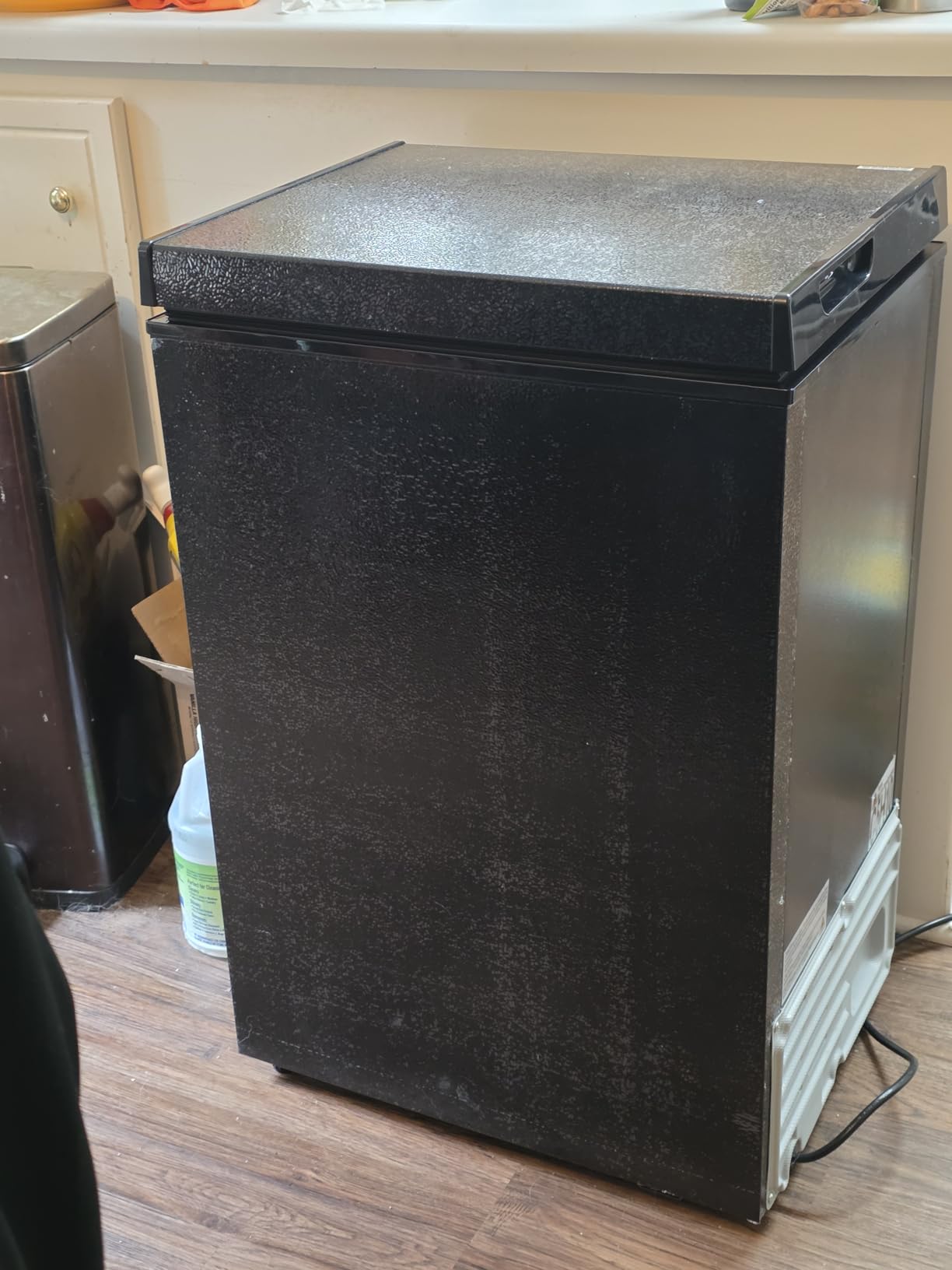 Kismile 7.0 Cubic Feet Chest Freezer, Deep Freezer for Home, Black | 3 Removable Basket, Adjustable Temperature, Free Standing Top open Door, Fits Kitchen/Office/Bar customer photo 2