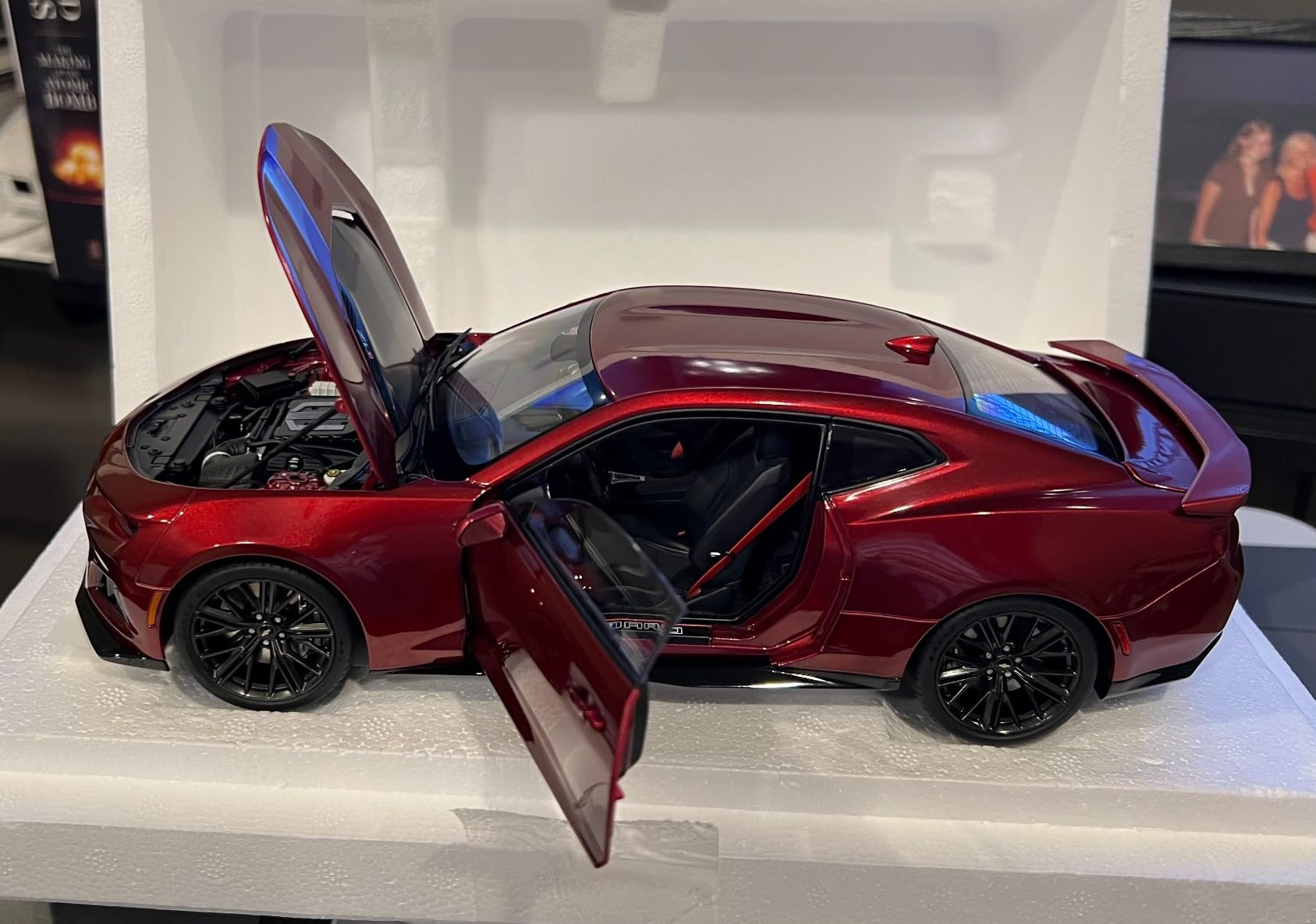 Chevy Camaro ZL1 Garnet Red Tintcoat 1/18 Model Car by Autoart 71208 customer photo 2