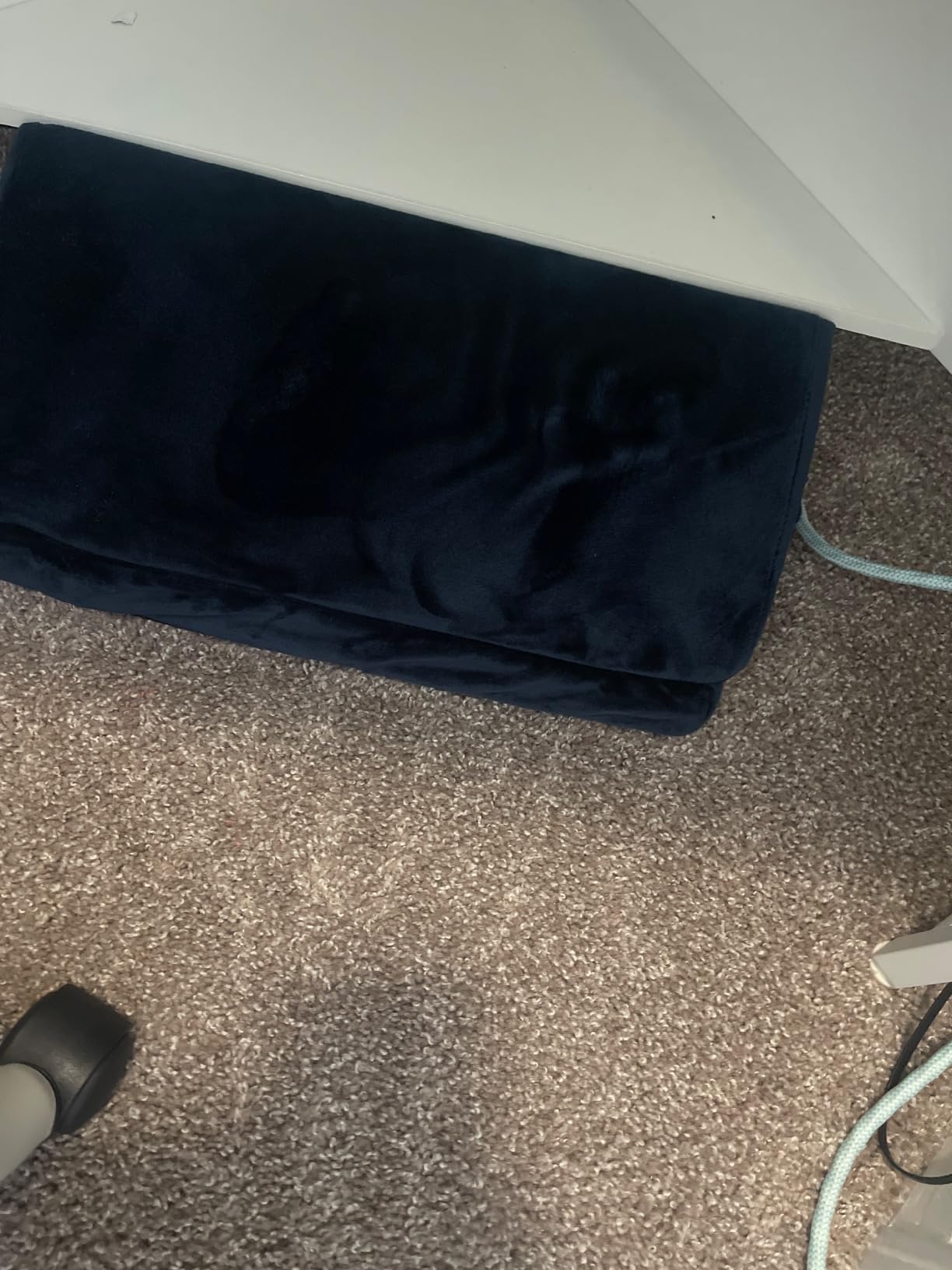 ComfiLife Foot Rest for Under Desk at Work - Adjustable Height Memory Foam Foot Stool for Under Desk, Office Chair & Gaming Chair - Ergonomic Footrest for Back & Hip Pain Relief (Black) customer photo 1
