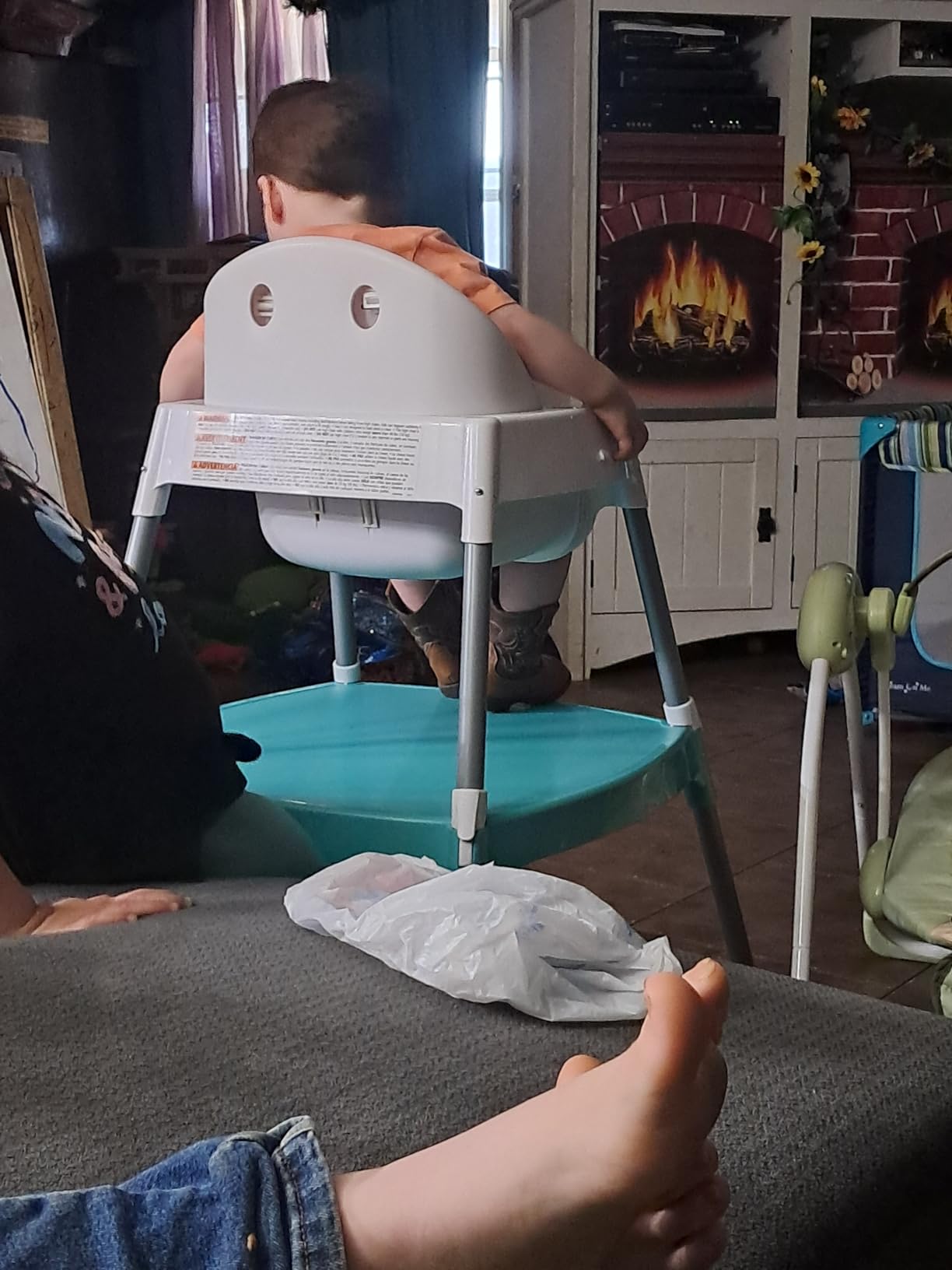 Evenflo Eat and Grow 4-in-1 Convertible High Chair (Prism Triangles) customer photo 1