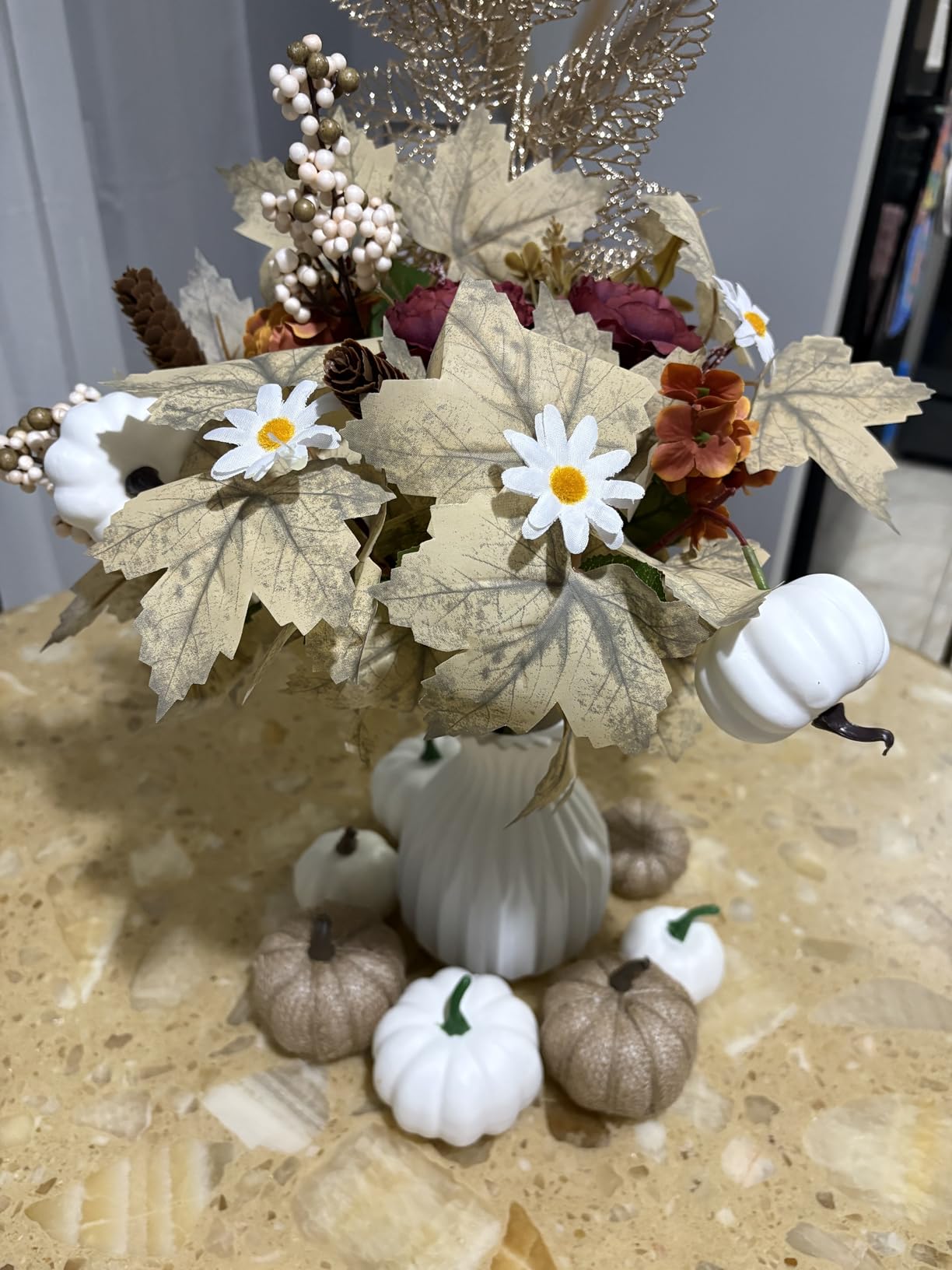 Ueerdand 16 PCS Fall Decor Assorted Sizes Artificial Pumpkins Burlap Faux Foam Pumpkin for Harvest Autumn Season Halloween Thanksgiving Holiday Festive Embellishing and Displaying customer photo 1